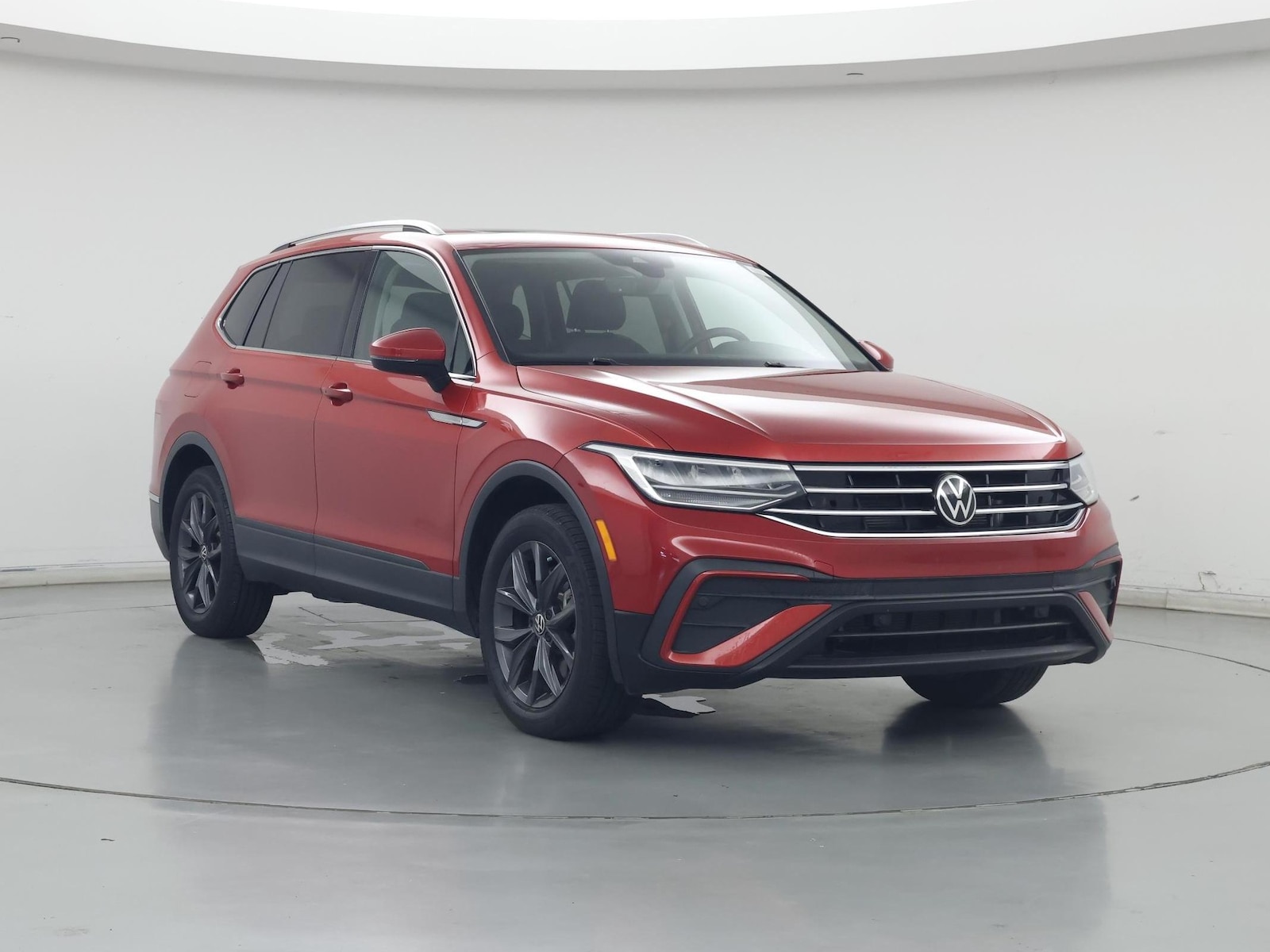 2023 Volkswagen Tiguan SE - Photo 2