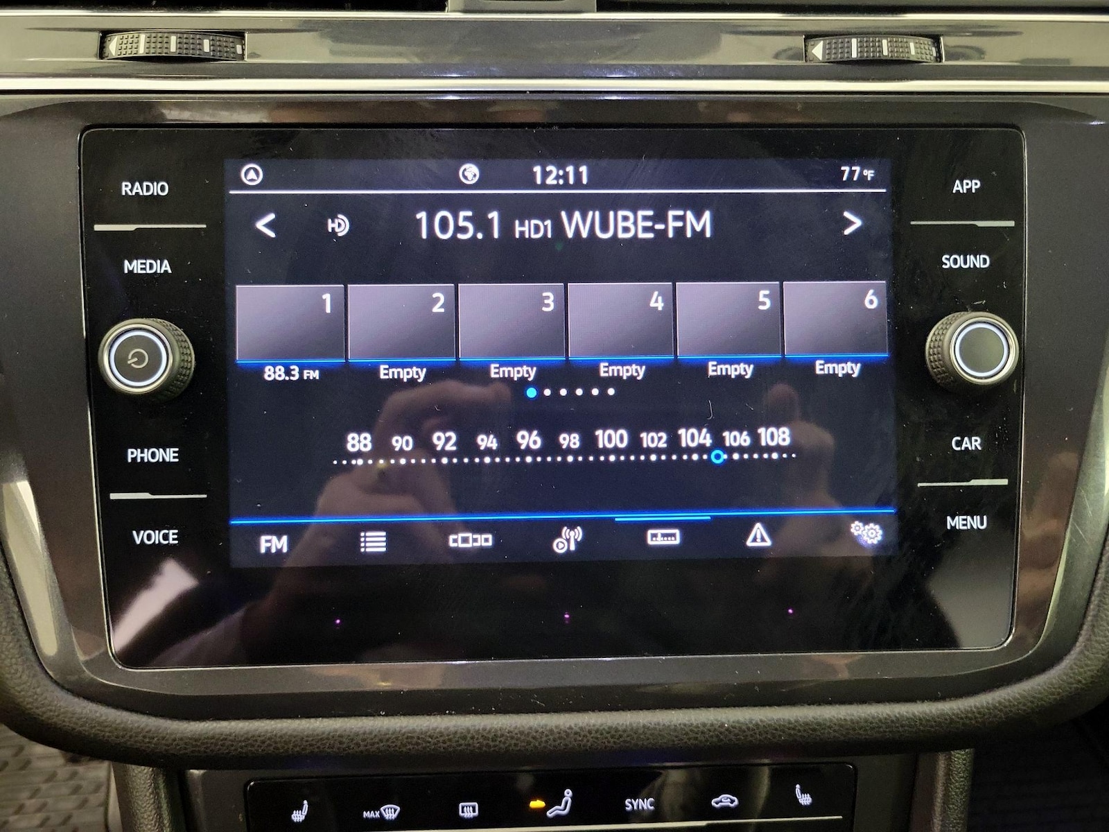 2023 Volkswagen Tiguan SE - Photo 17