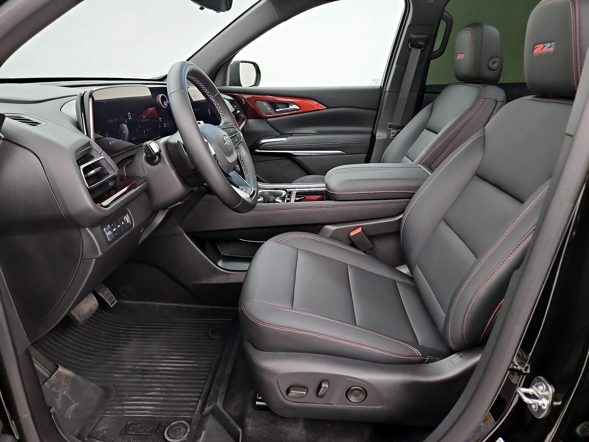 Thumbnail: 2026 Chevrolet Traverse - 11