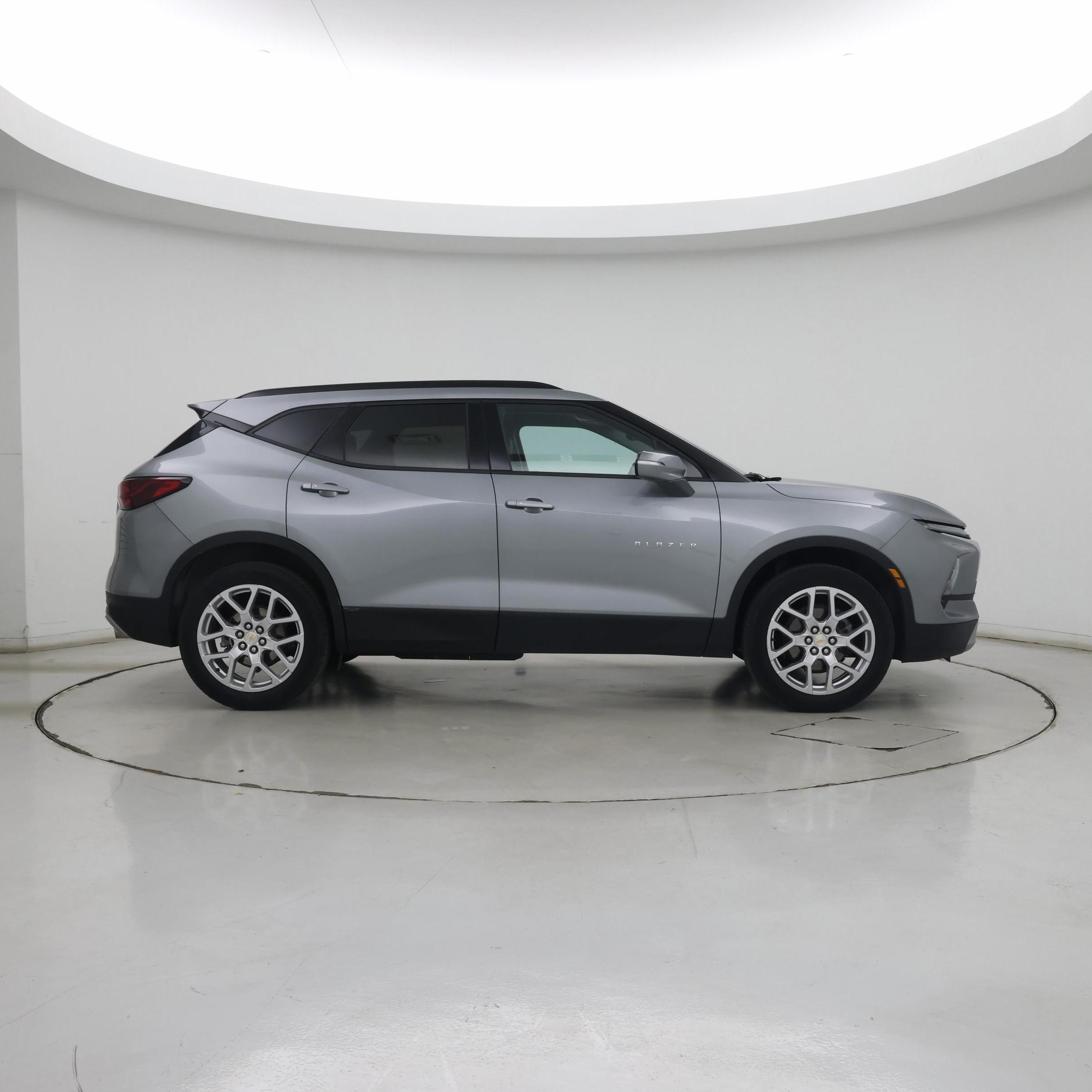 Thumbnail: 2023 Chevrolet Blazer - 7