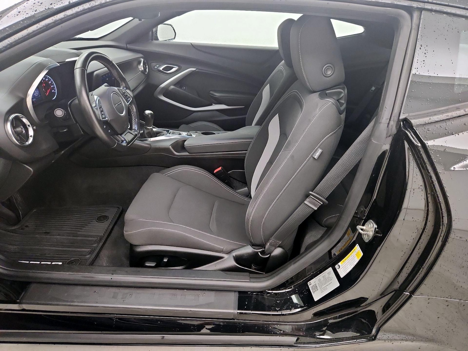 2022 Chevrolet Camaro 1LS - Photo 12