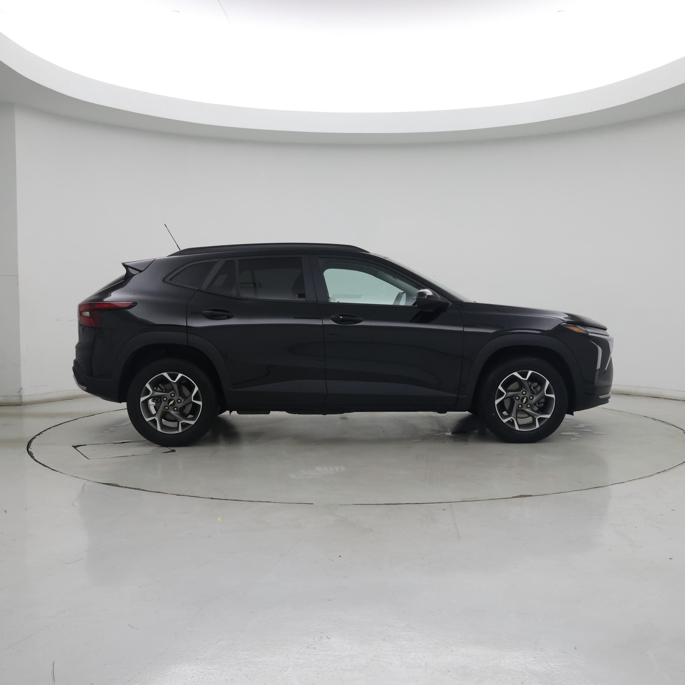 Thumbnail: 2025 Chevrolet Trax - 7
