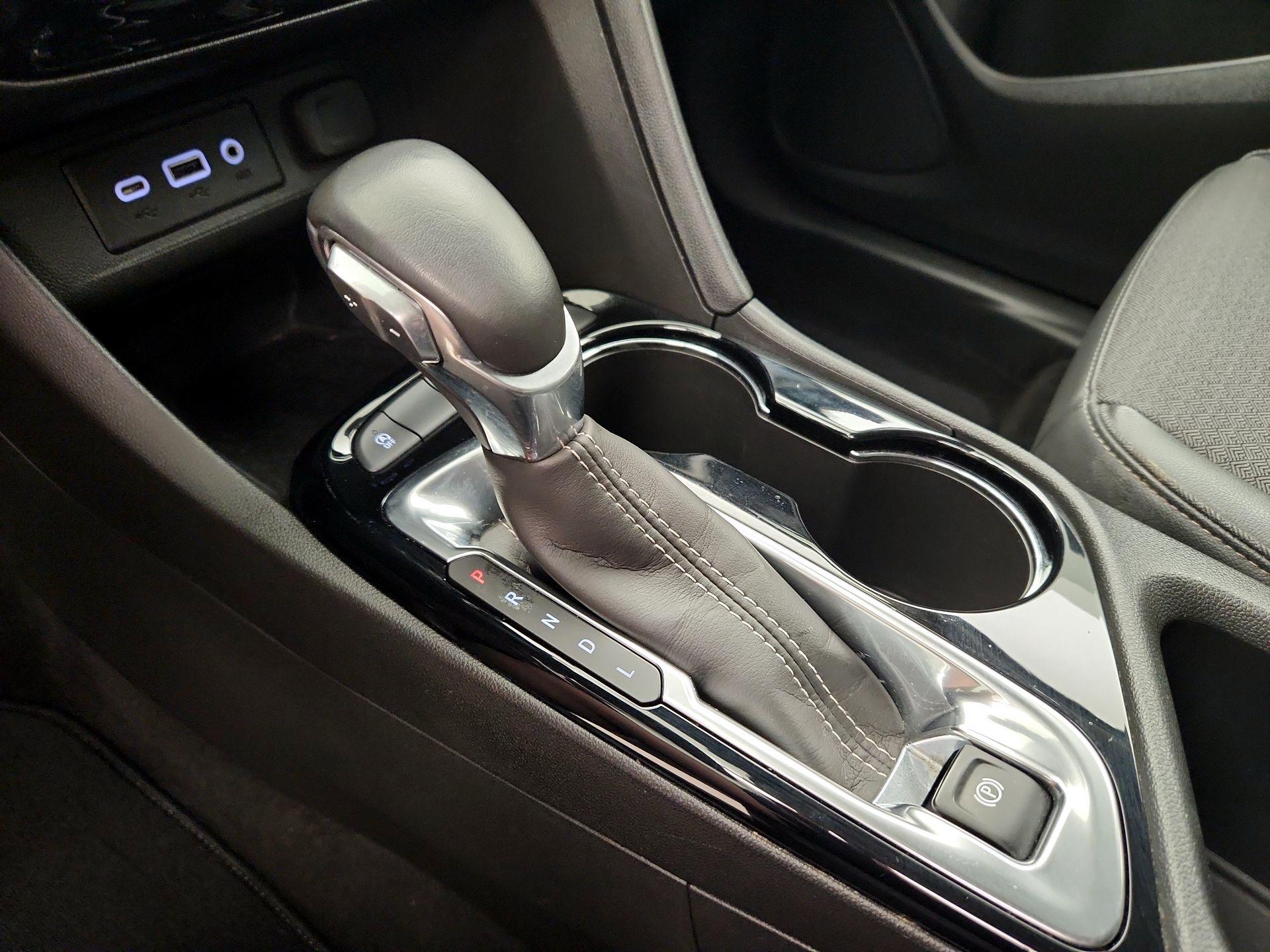 Thumbnail: 2021 Buick Encore GX - 17
