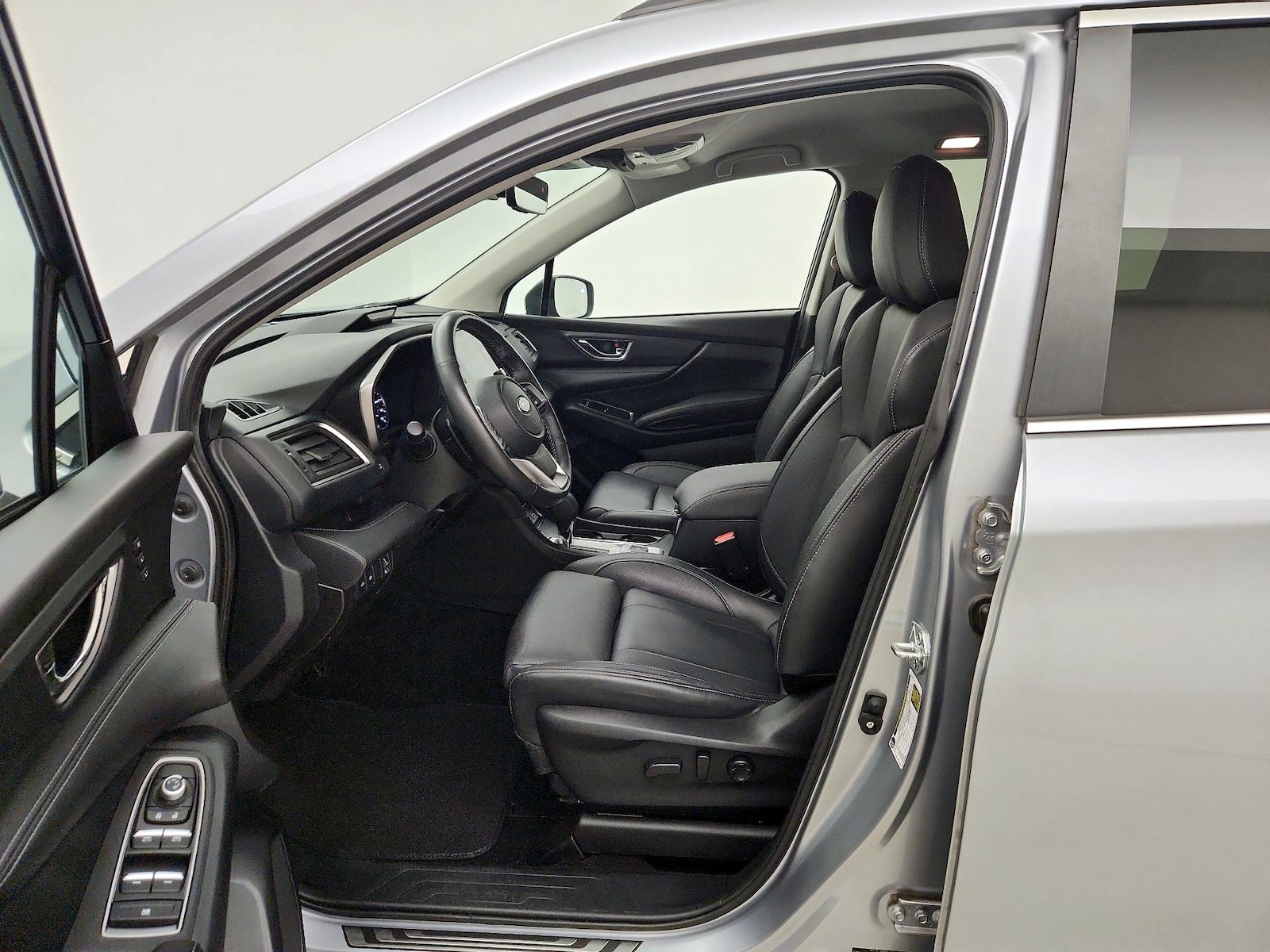 2023 Subaru Ascent Limited - Photo 12