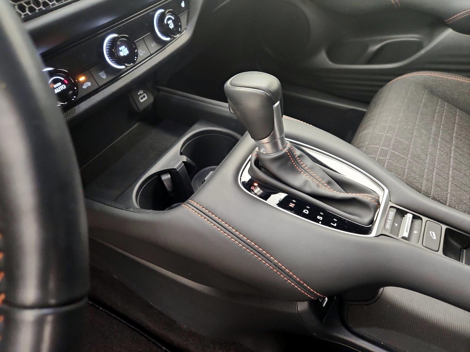 2025 Honda HR-V Sport - Photo 18
