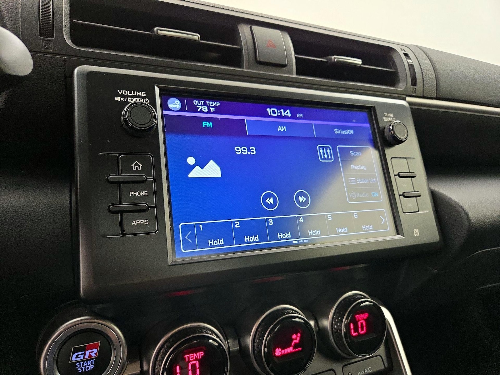 2023 Toyota GR86 Premium - Photo 16