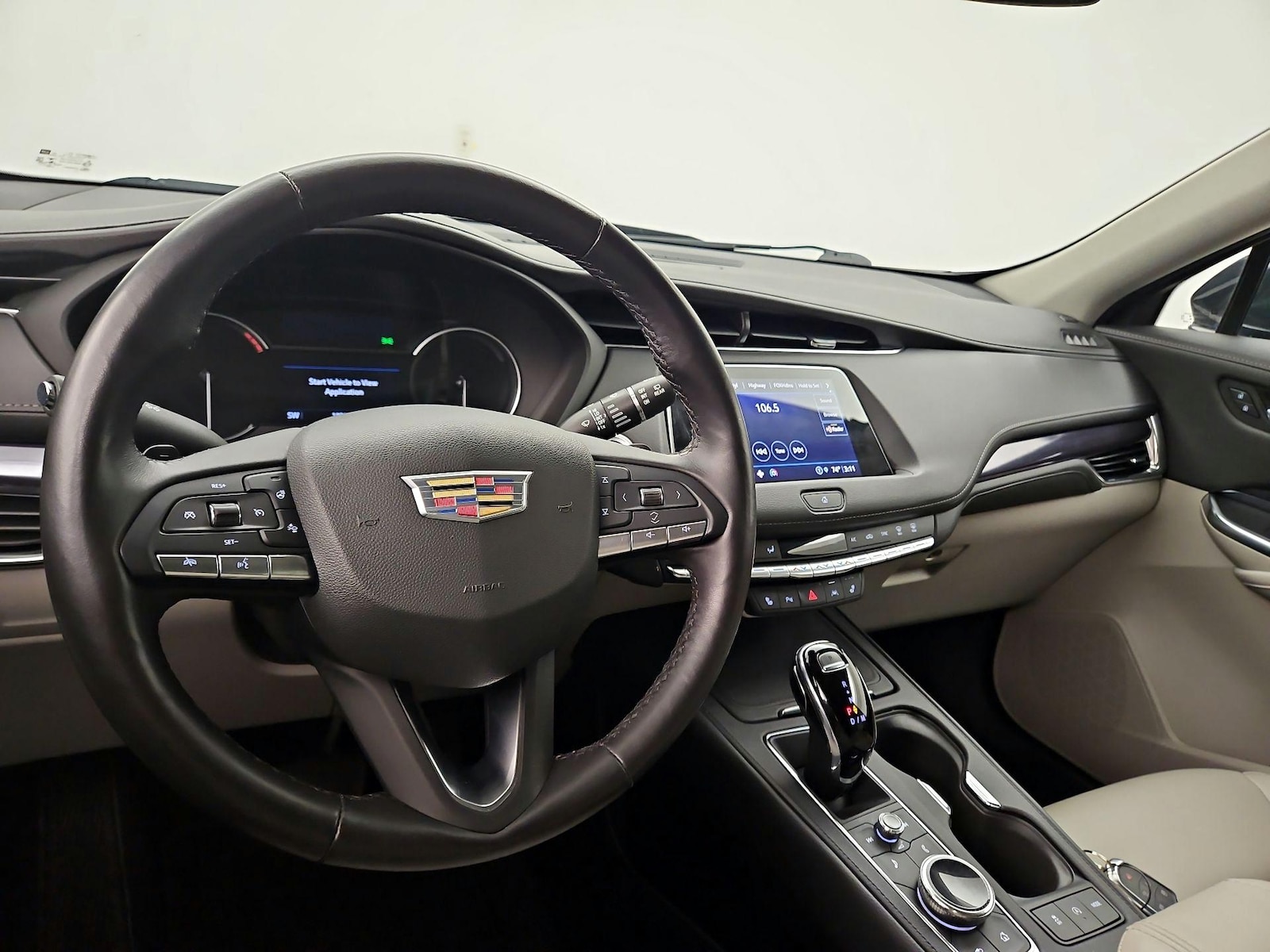 2023 Cadillac XT4 Luxury - Photo 11