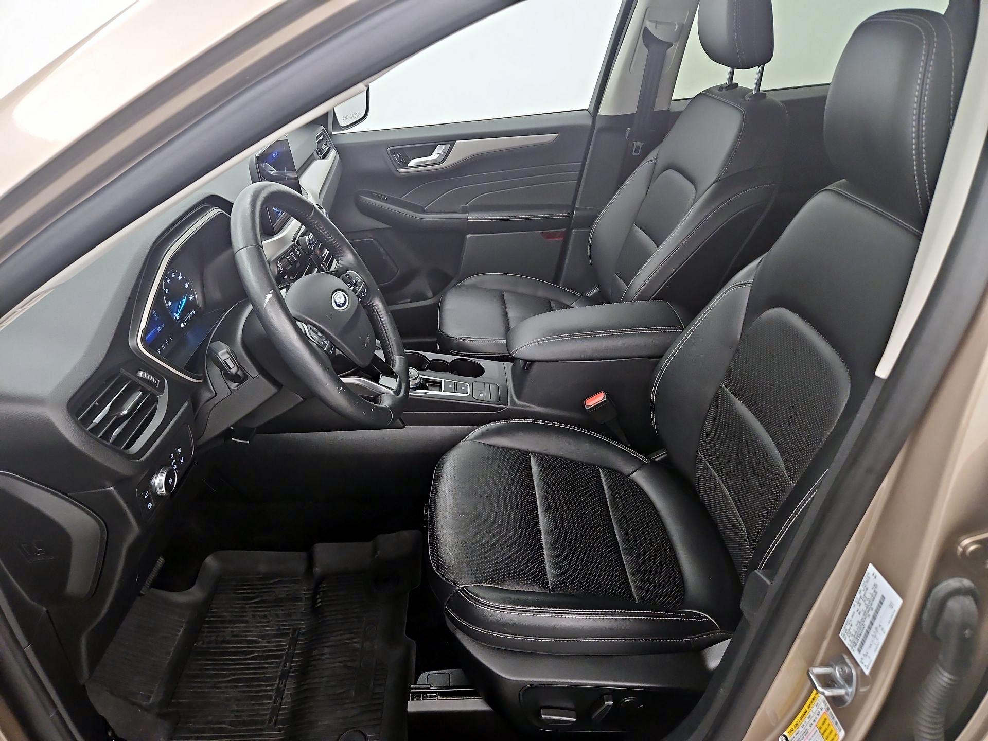 Thumbnail: 2021 Ford Escape - 11