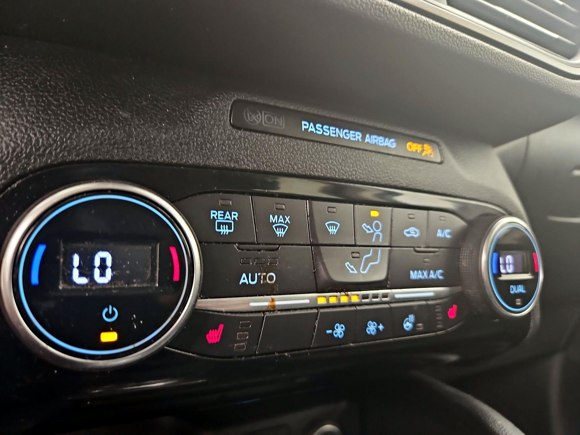 Thumbnail: 2021 Ford Escape - 17