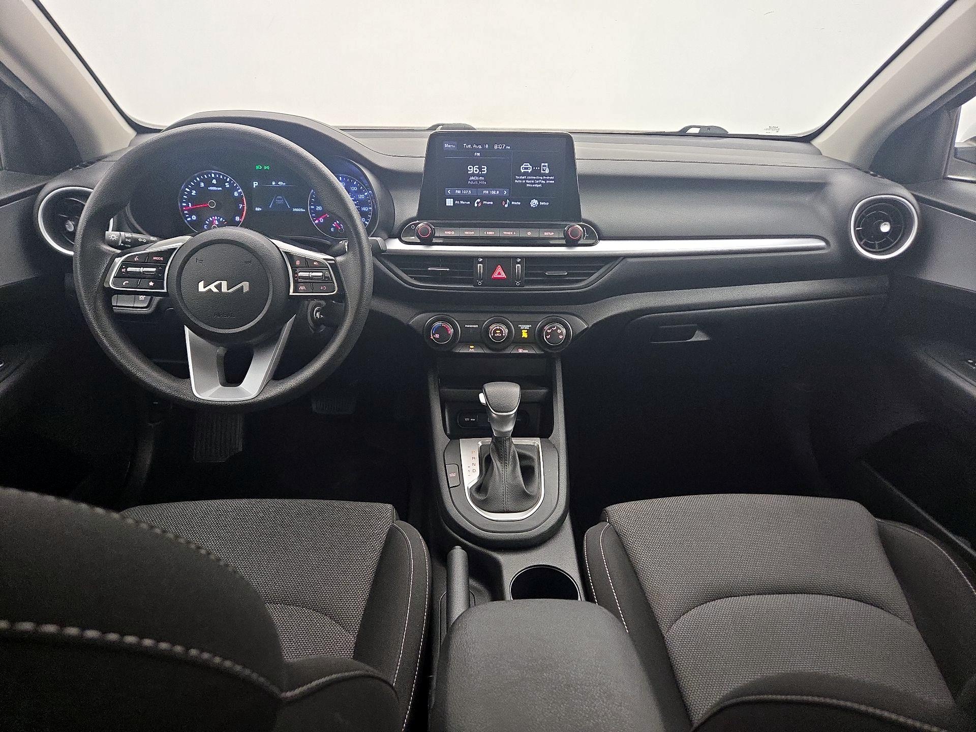 Thumbnail: 2023 Kia Forte - 9