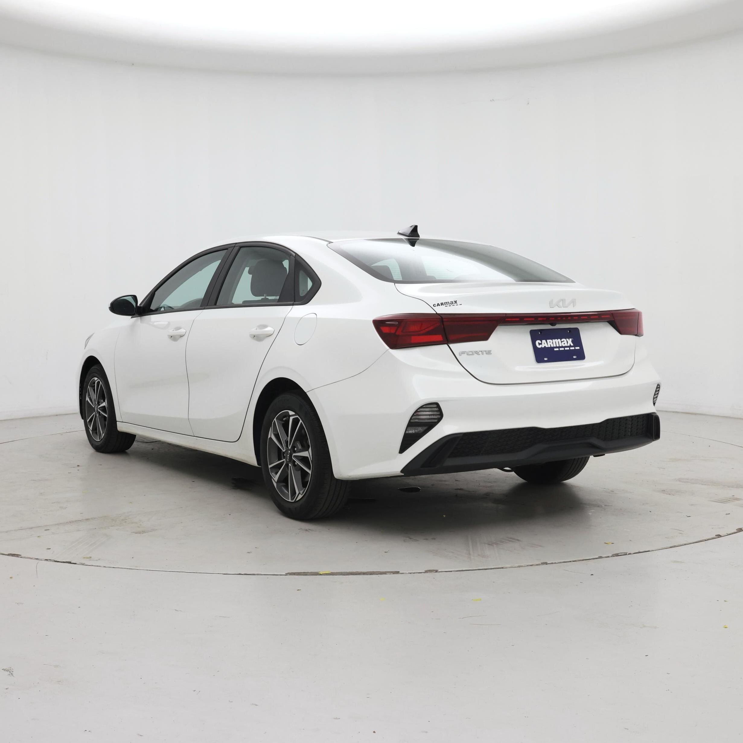 Thumbnail: 2023 Kia Forte - 2