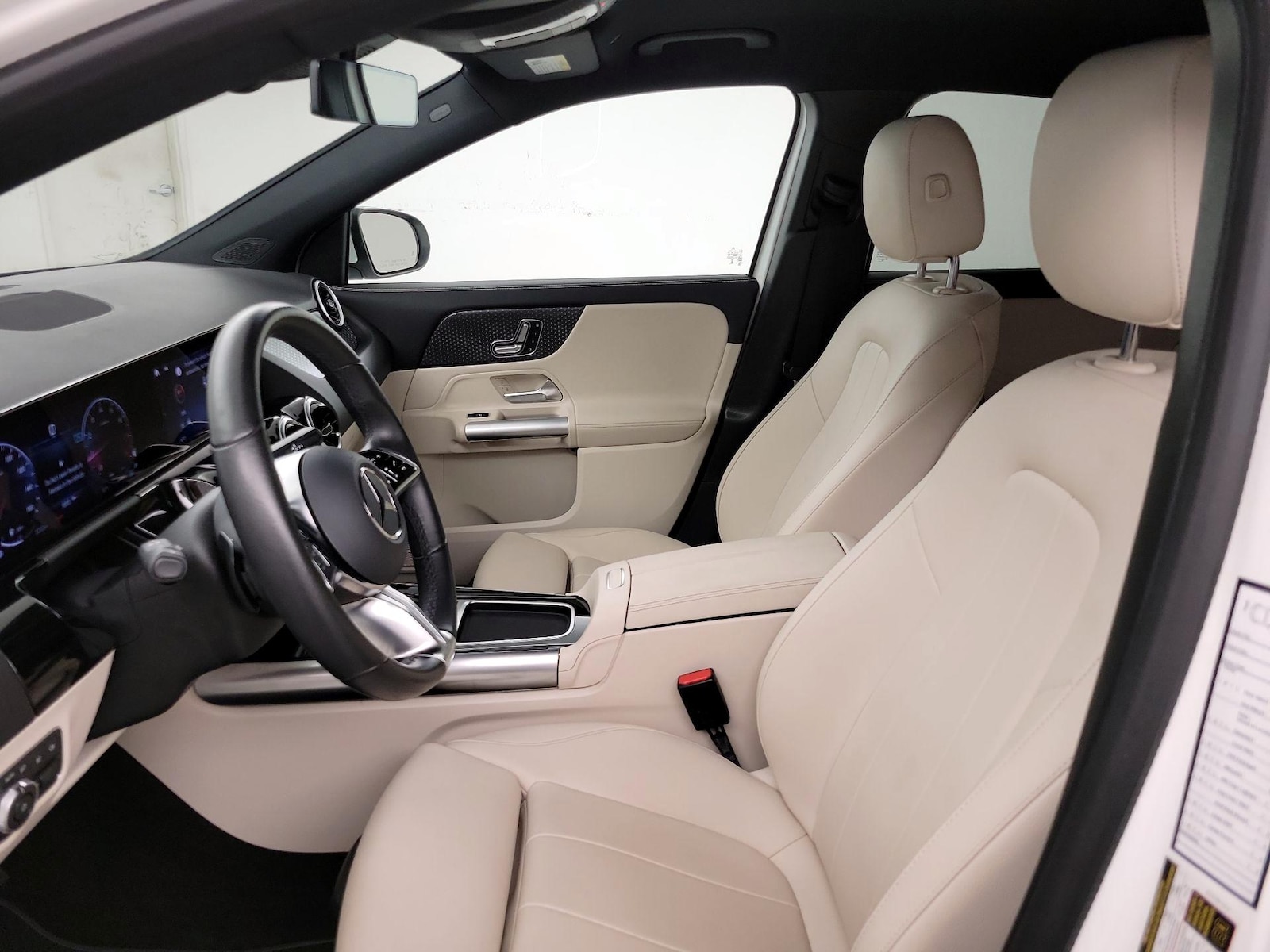 2025 Mercedes-Benz GLA GLA250 - Photo 12