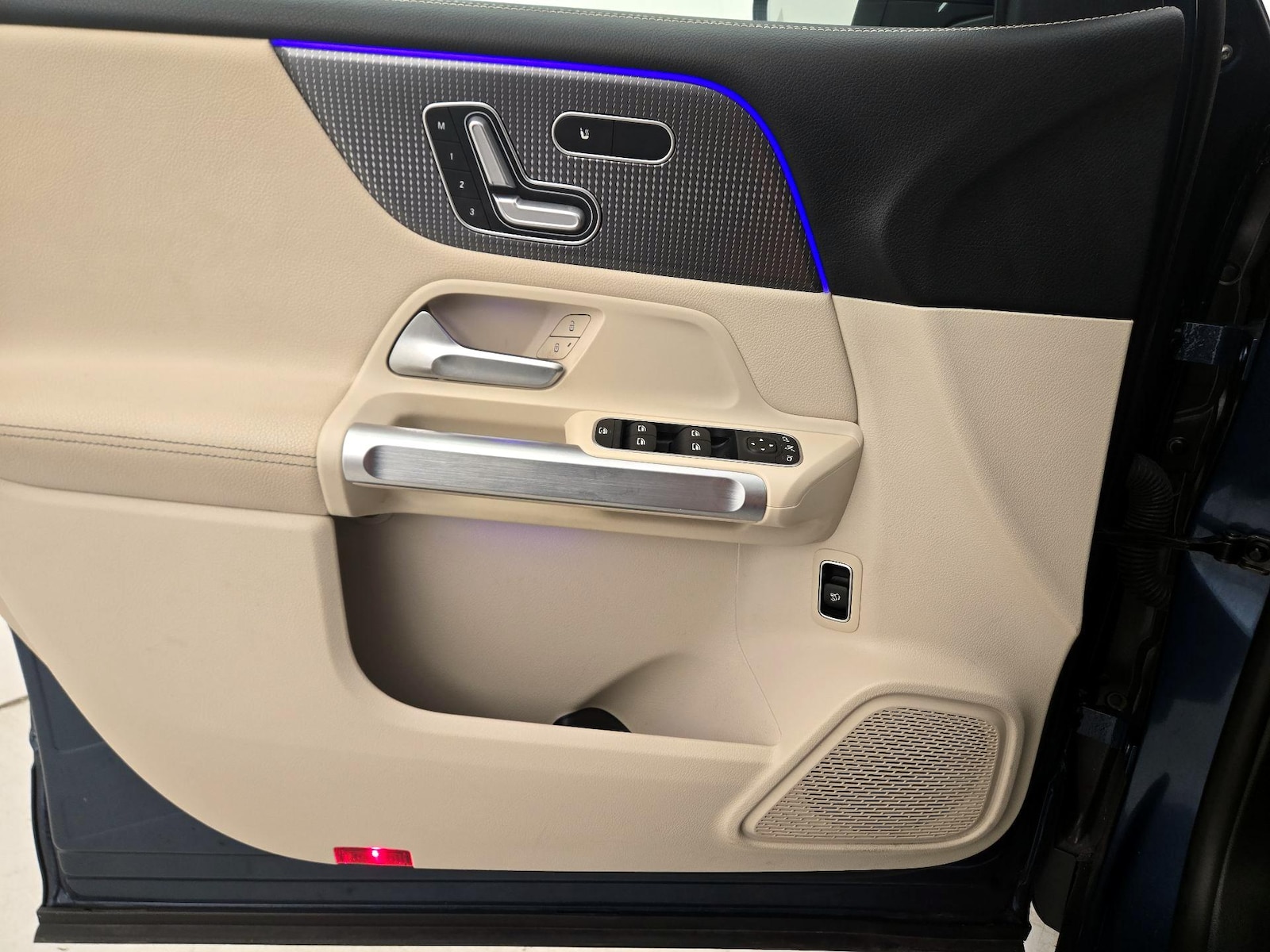 2023 Mercedes-Benz GLB Base - Photo 13