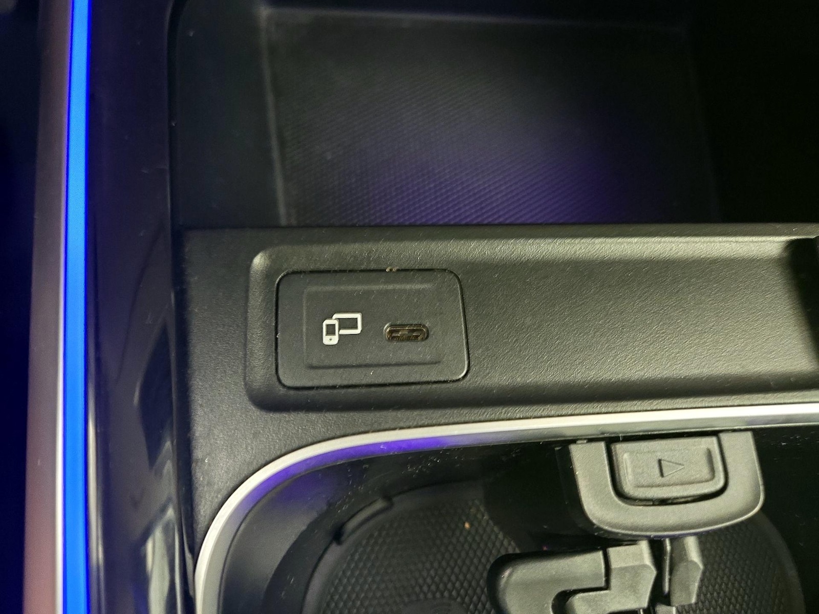 2023 Mercedes-Benz GLB Base - Photo 20