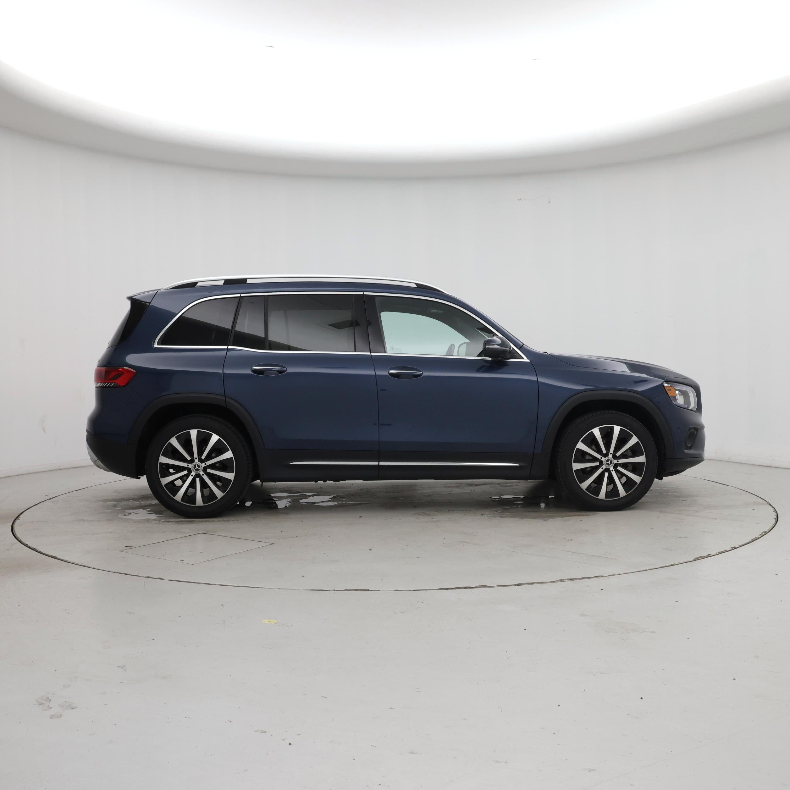 Thumbnail: 2023 Mercedes-Benz GLB - 7