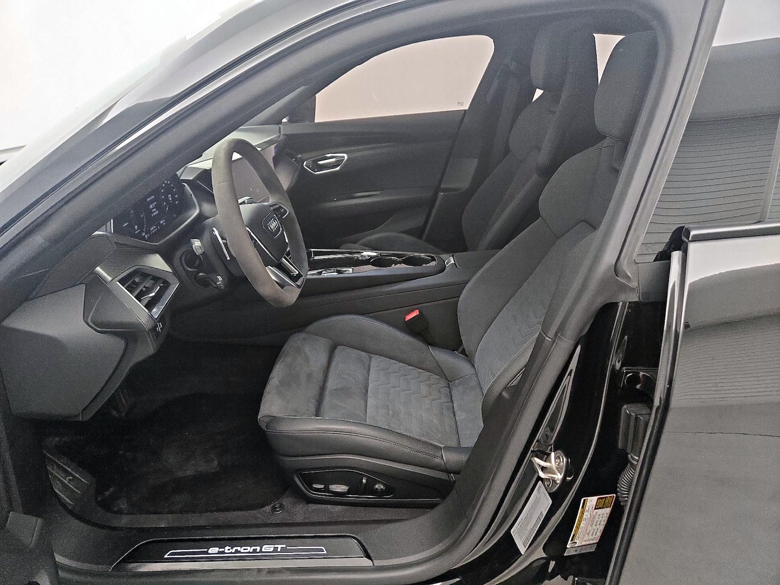 2022 Audi e-tron GT Prestige - Photo 12