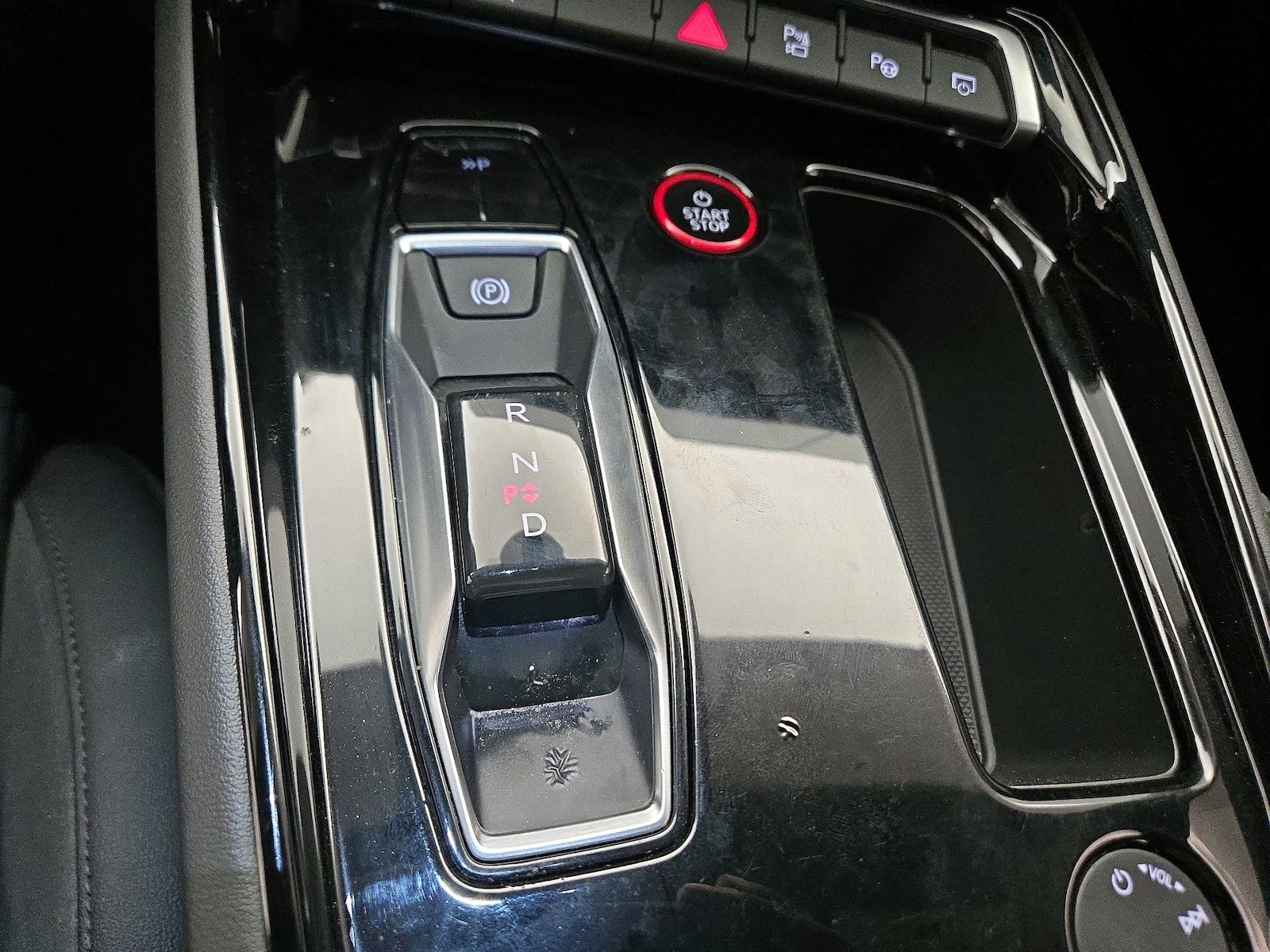 2022 Audi e-tron GT Prestige - Photo 19