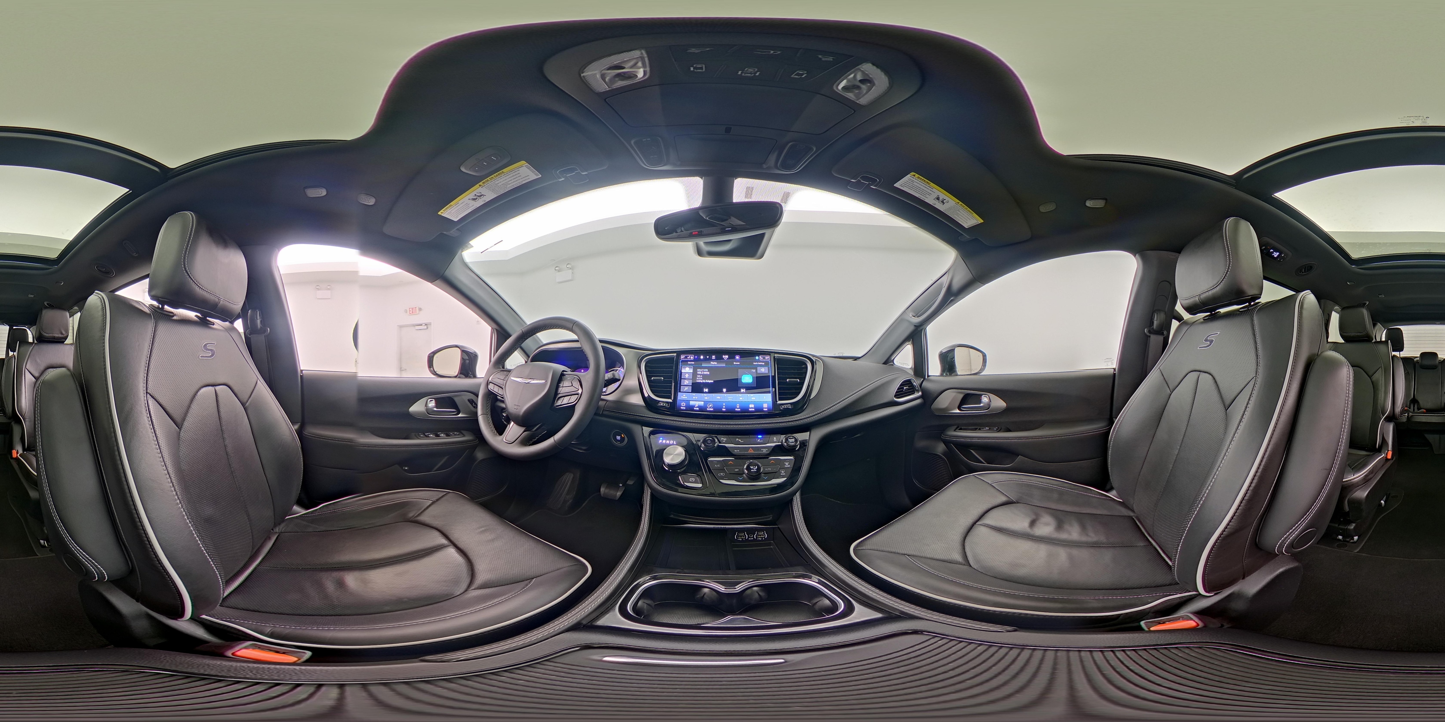 2023 Chrysler Pacifica Hybrid Limited - Photo 29