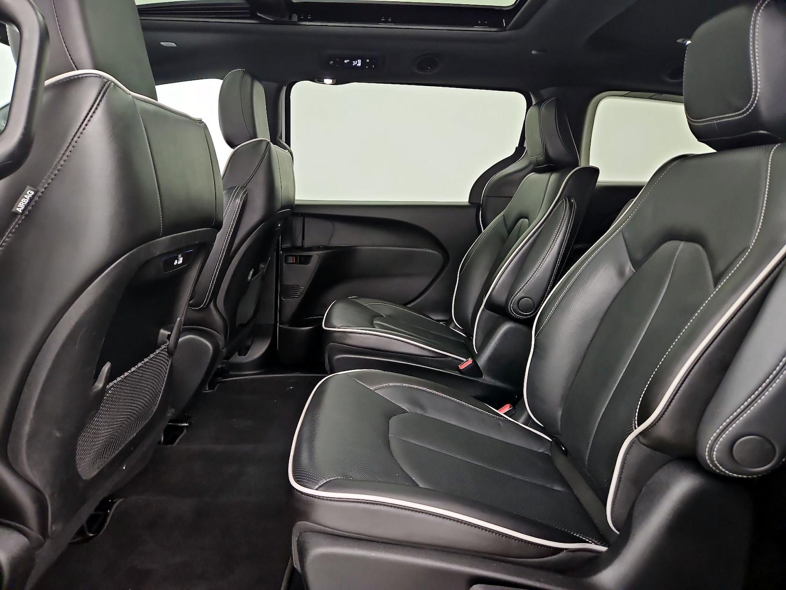 2023 Chrysler Pacifica Hybrid Limited - Photo 22