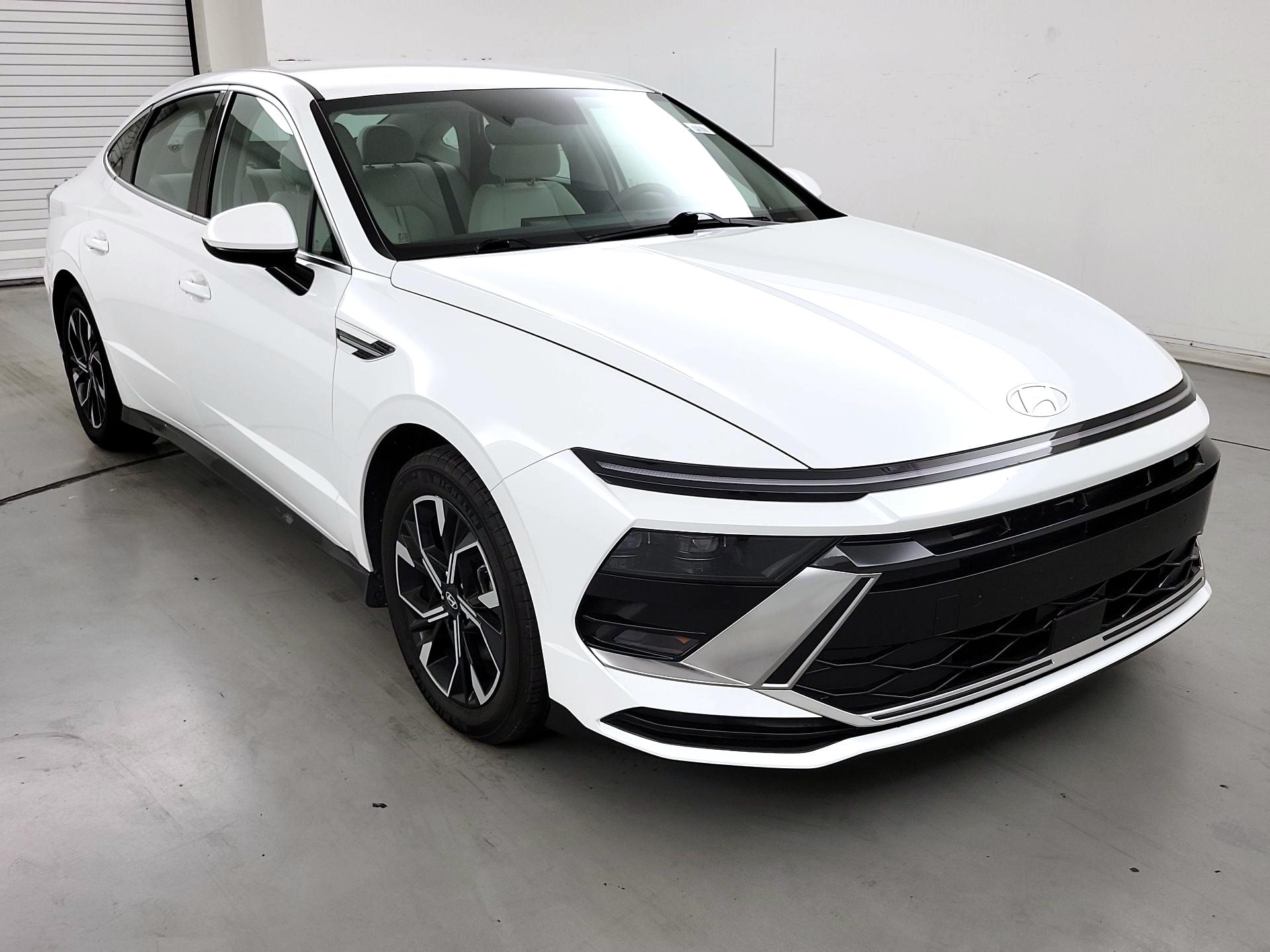 Thumbnail: 2024 Hyundai Sonata - 1