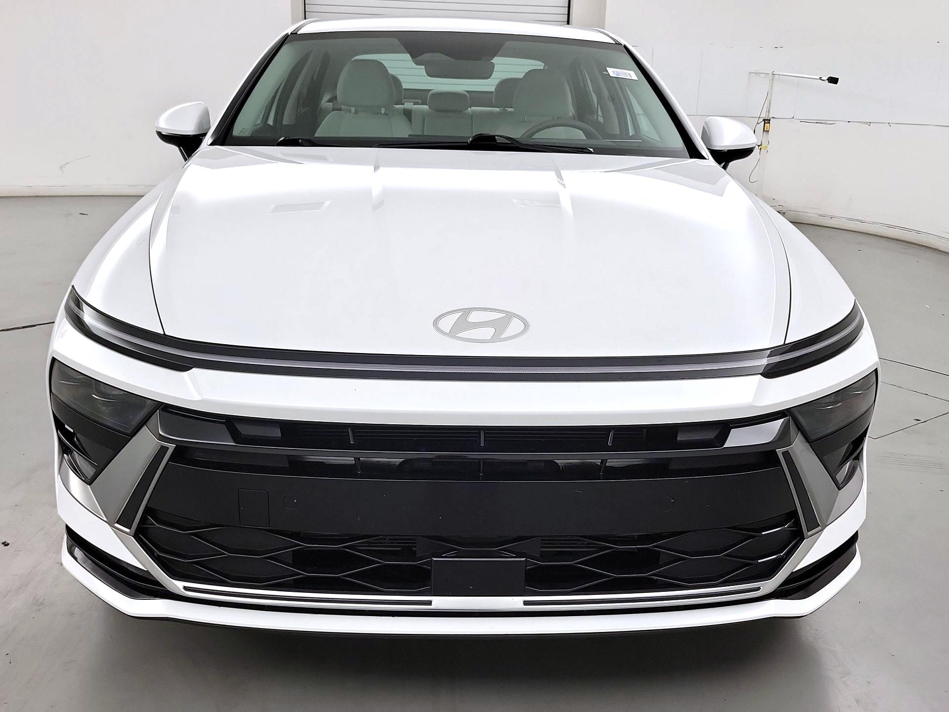 Thumbnail: 2024 Hyundai Sonata - 2