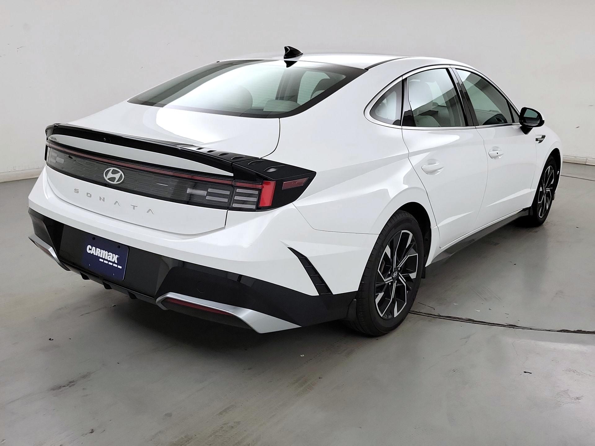 Thumbnail: 2024 Hyundai Sonata - 5