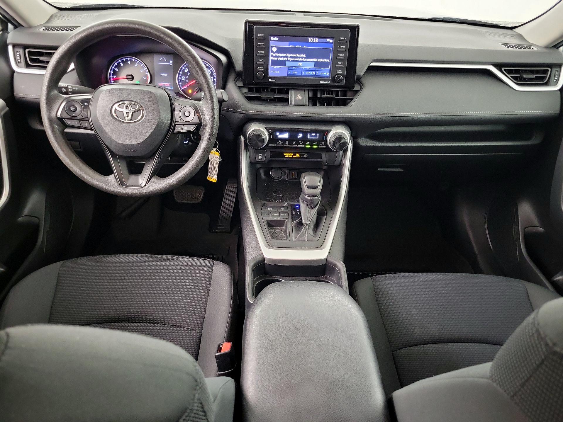 Thumbnail: 2020 Toyota RAV4 - 8