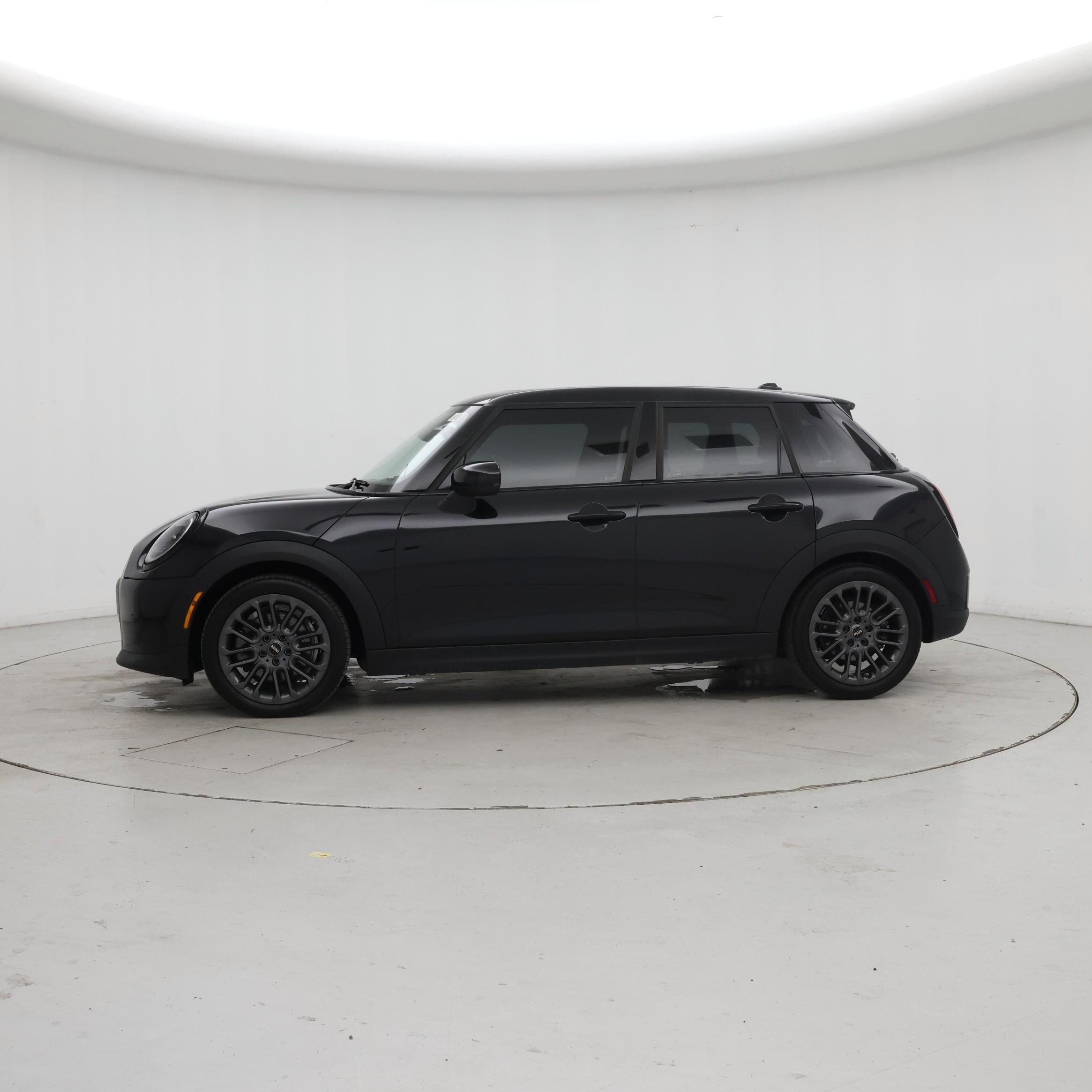 Thumbnail: 2026 MINI Cooper Hardtop - 3