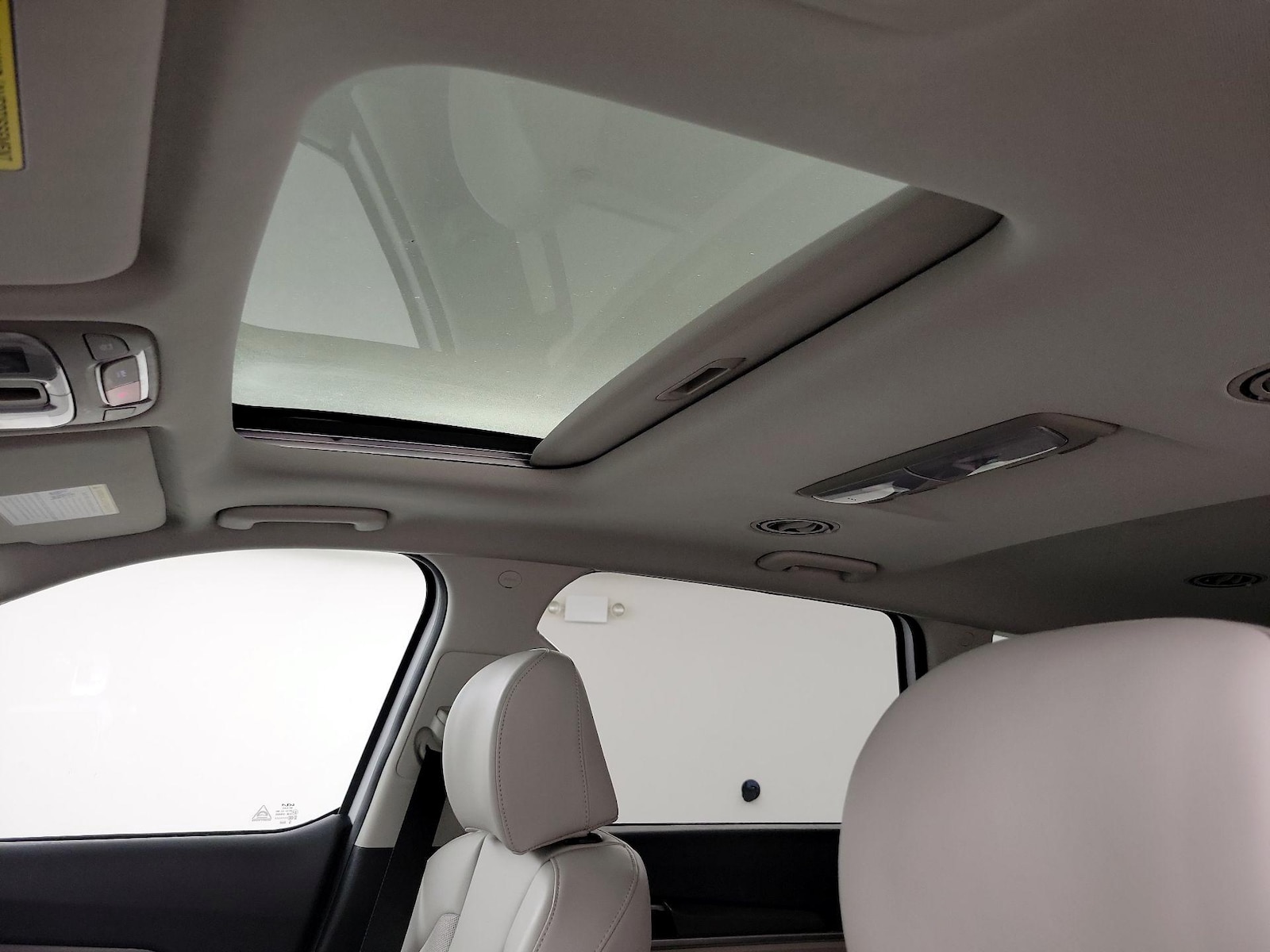 2025 Kia Telluride S - Photo 19