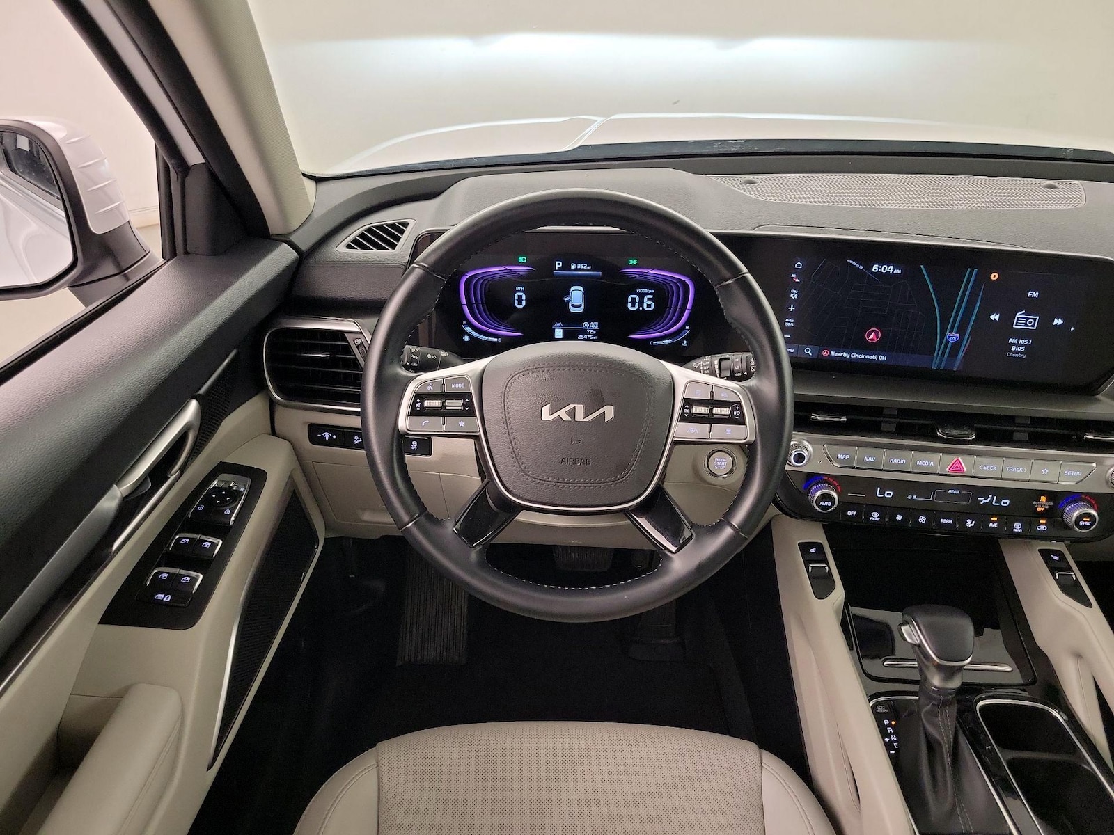 2025 Kia Telluride S - Photo 9