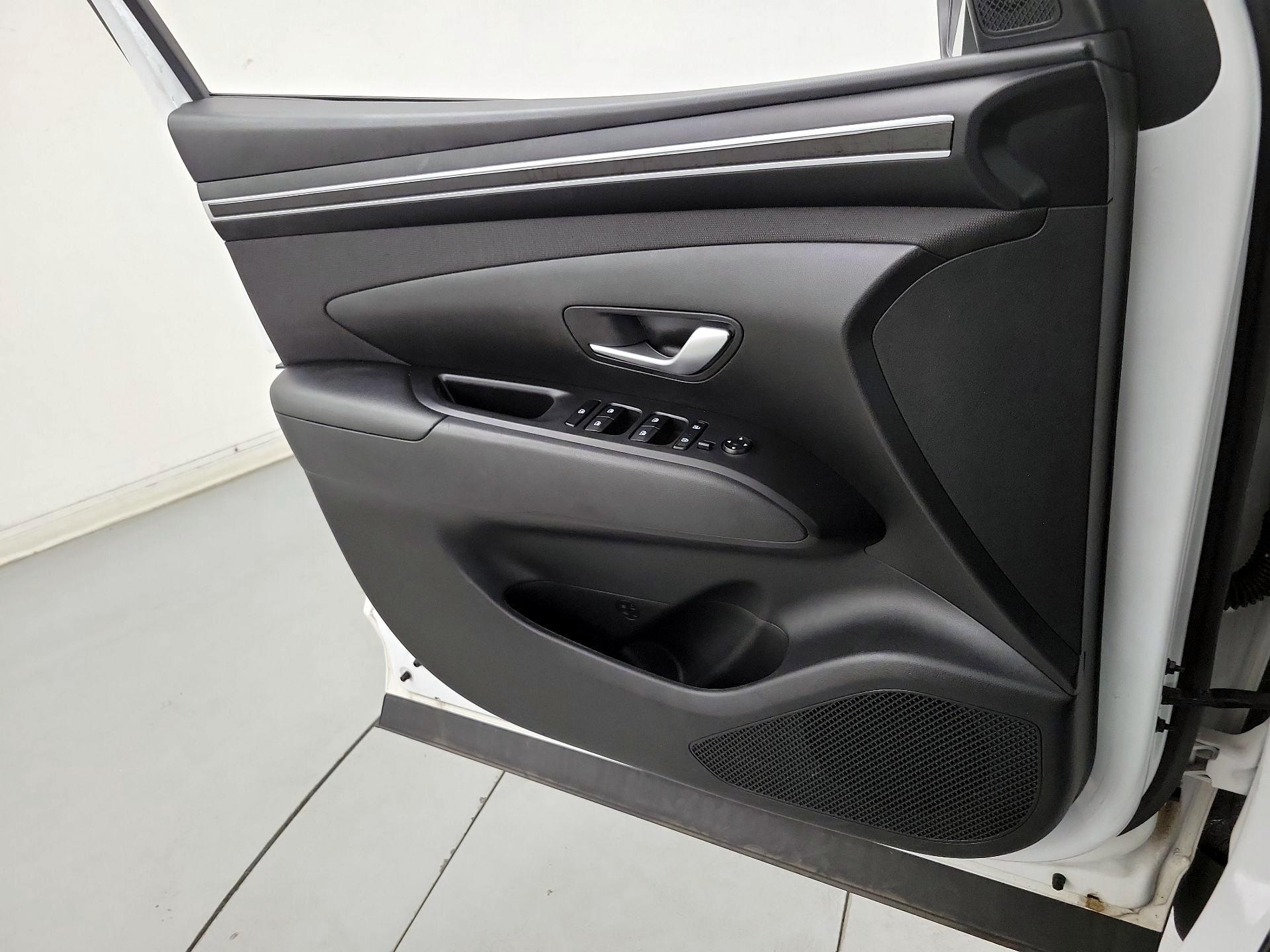 Thumbnail: 2024 Hyundai Tucson - 10