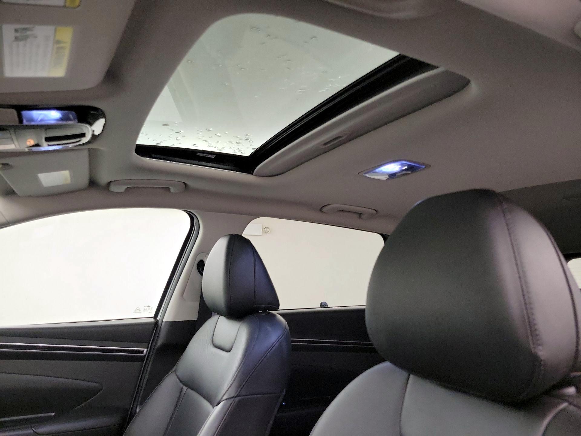 Thumbnail: 2024 Hyundai Tucson - 18