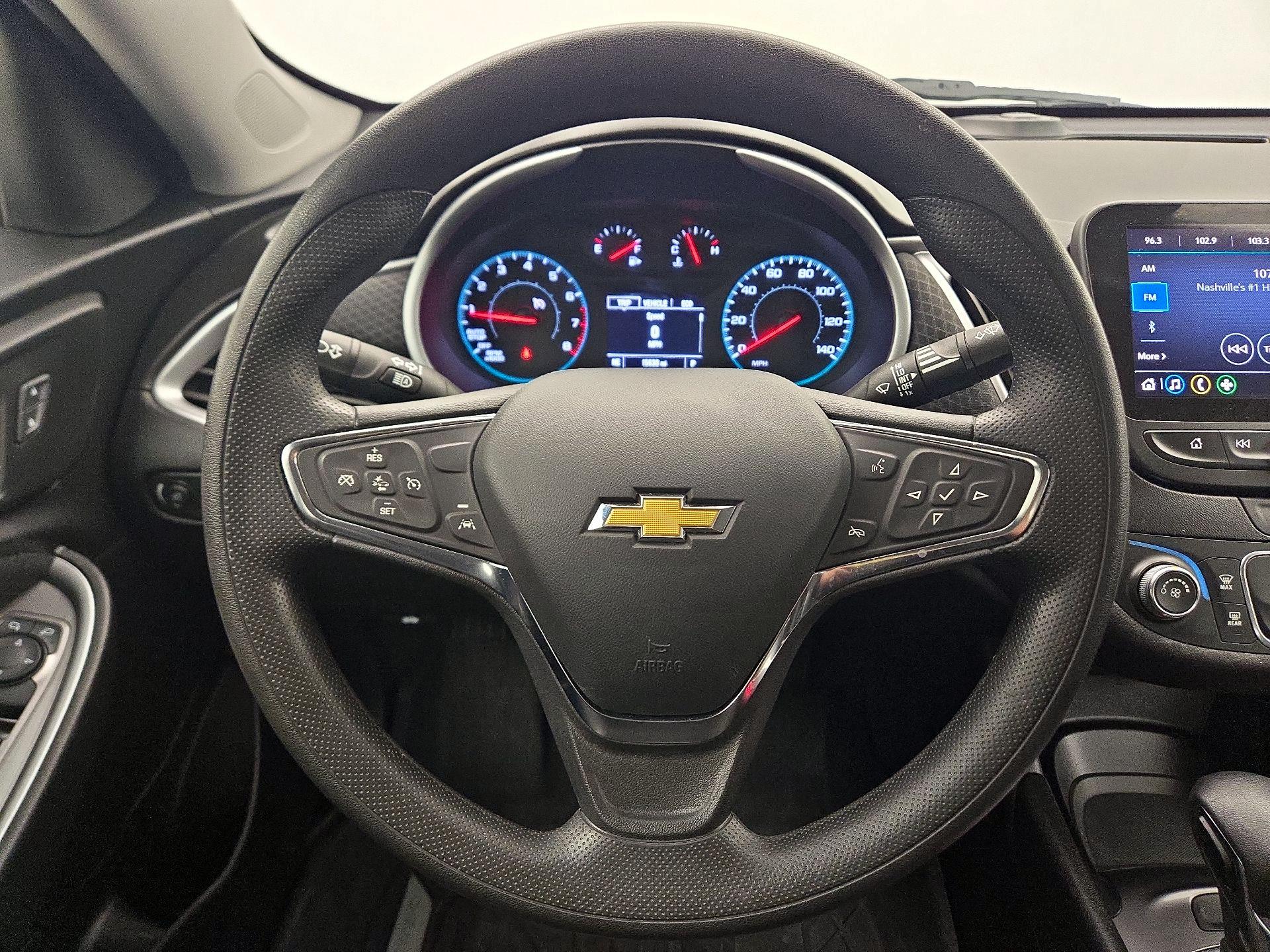 Thumbnail: 2023 Chevrolet Malibu - 10