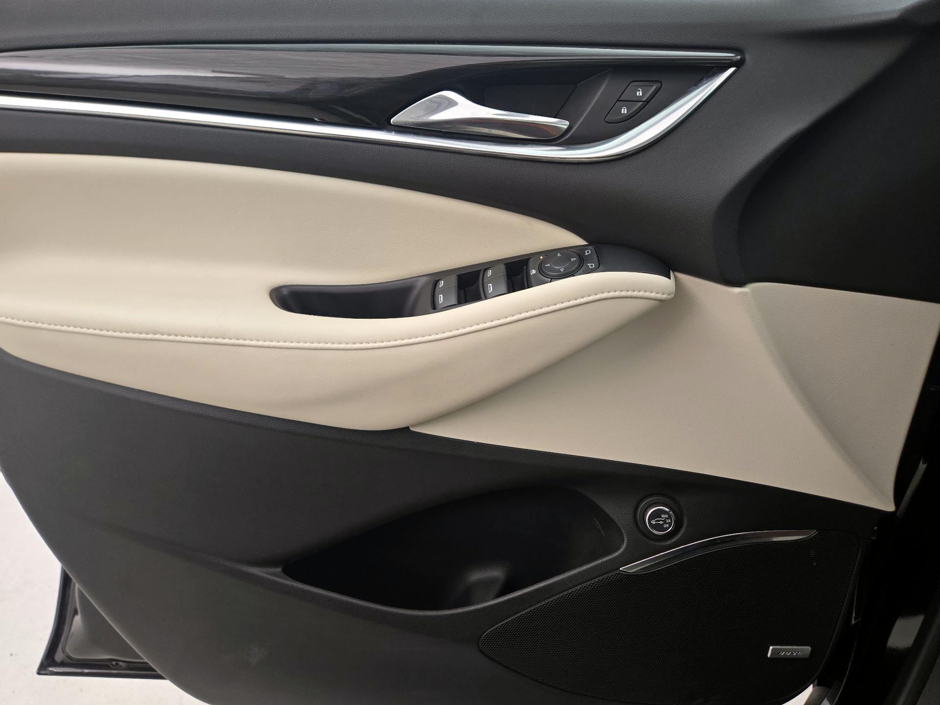 Thumbnail: 2023 Buick Enclave - 12