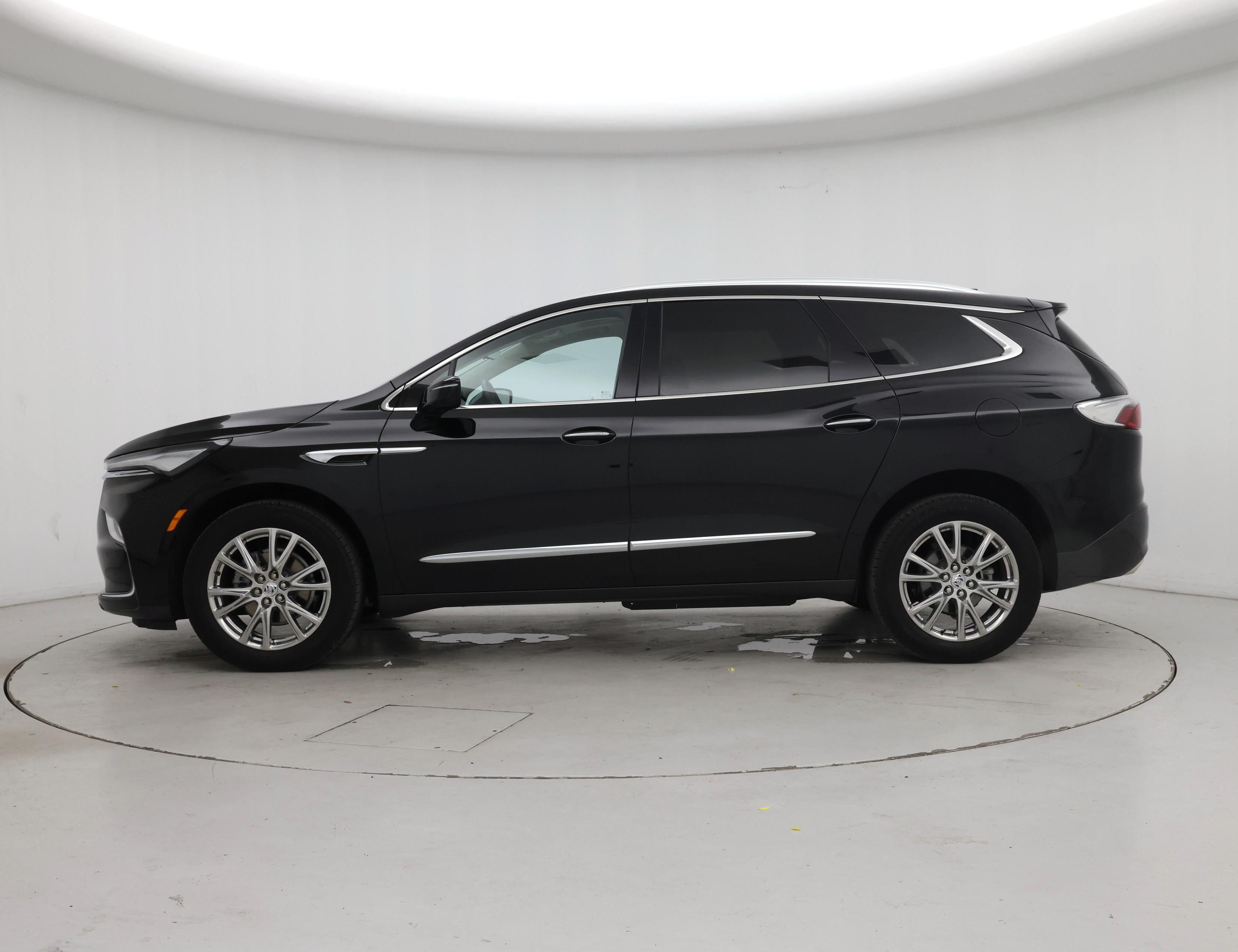 Thumbnail: 2023 Buick Enclave - 3