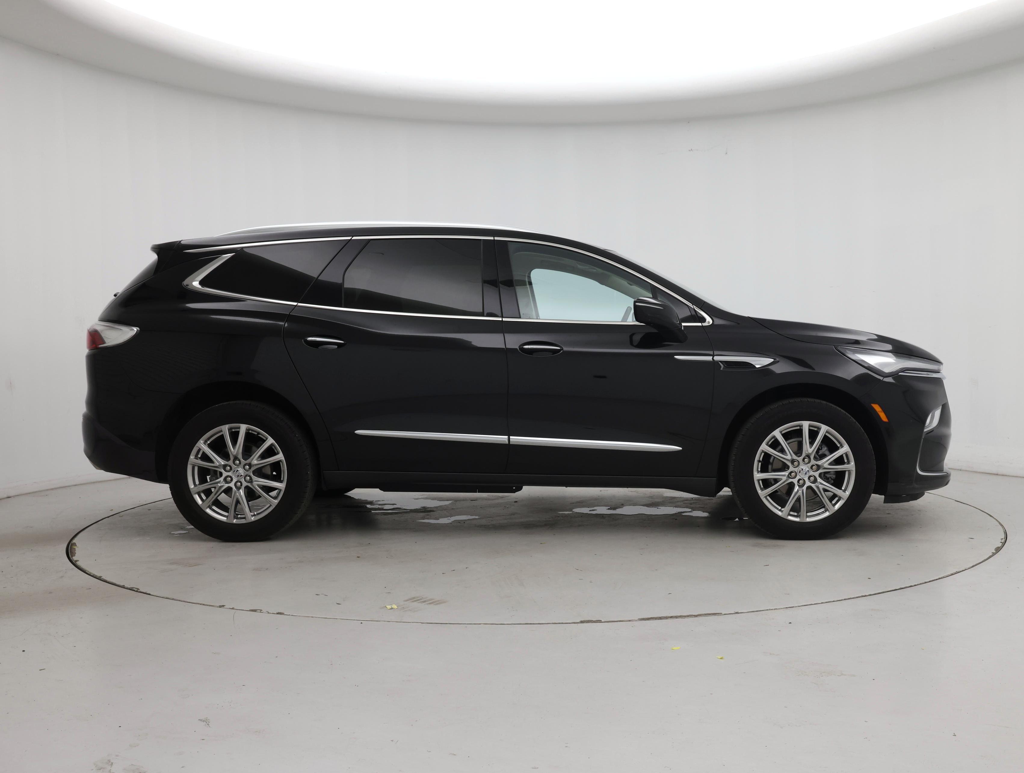 Thumbnail: 2023 Buick Enclave - 7