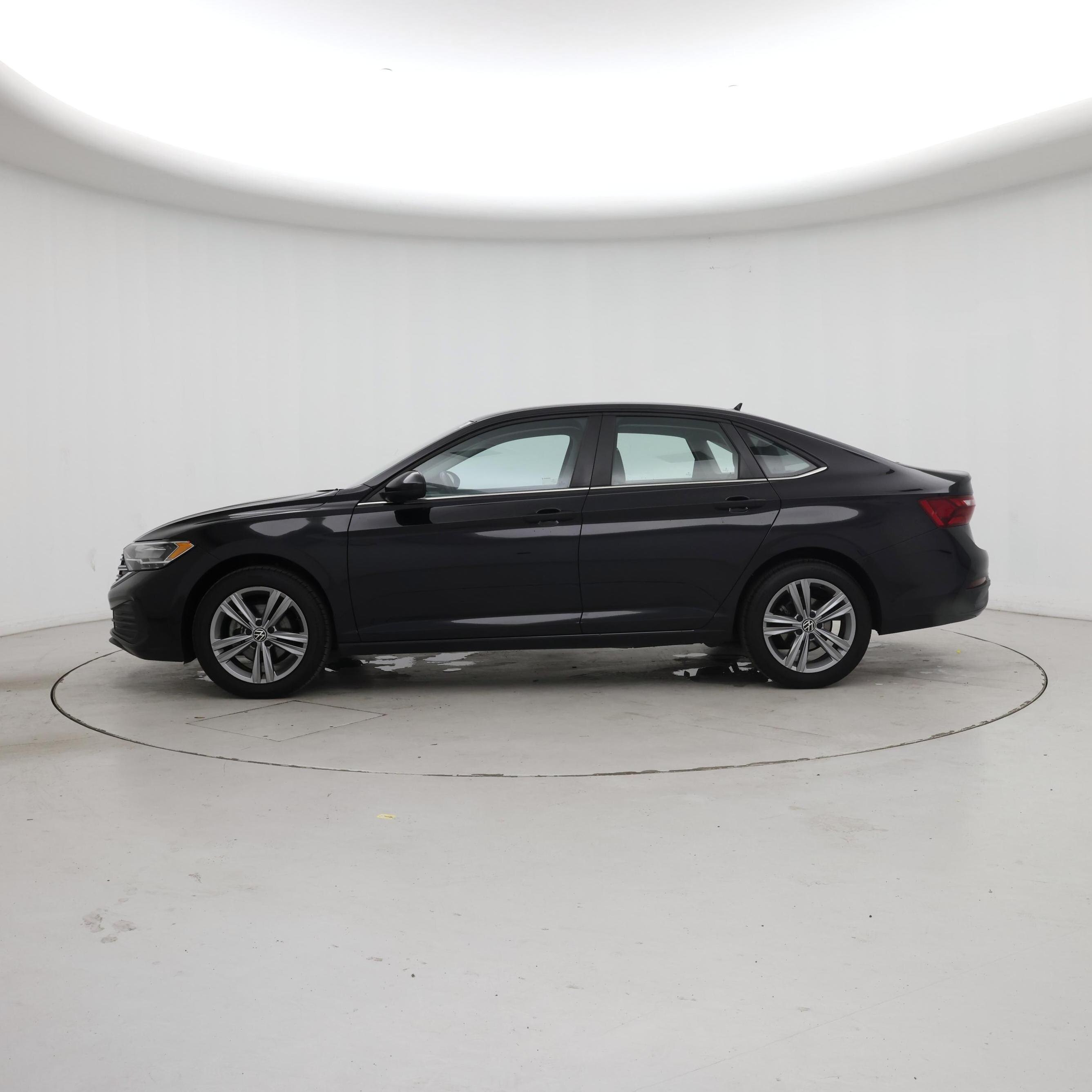 Thumbnail: 2023 Volkswagen Jetta - 3