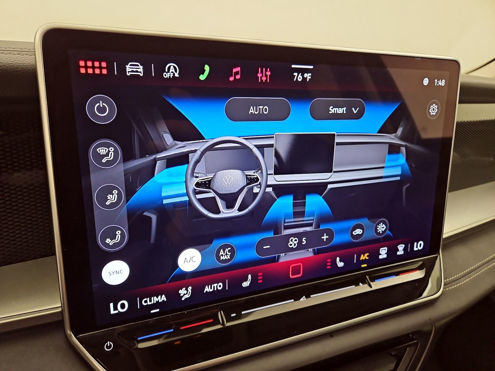 2026 Volkswagen Tiguan SE - Photo 17