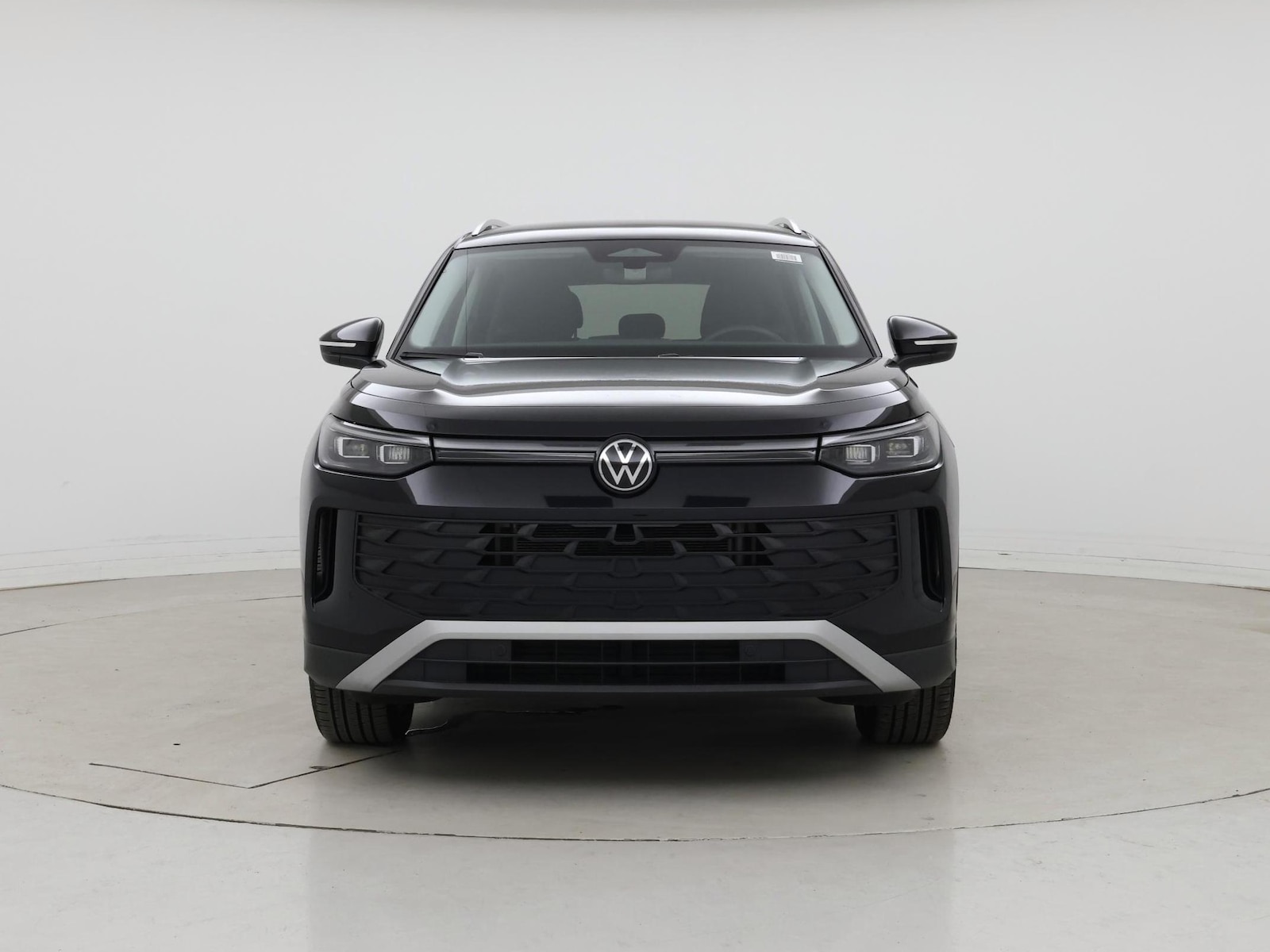 2026 Volkswagen Tiguan SE - Photo 6