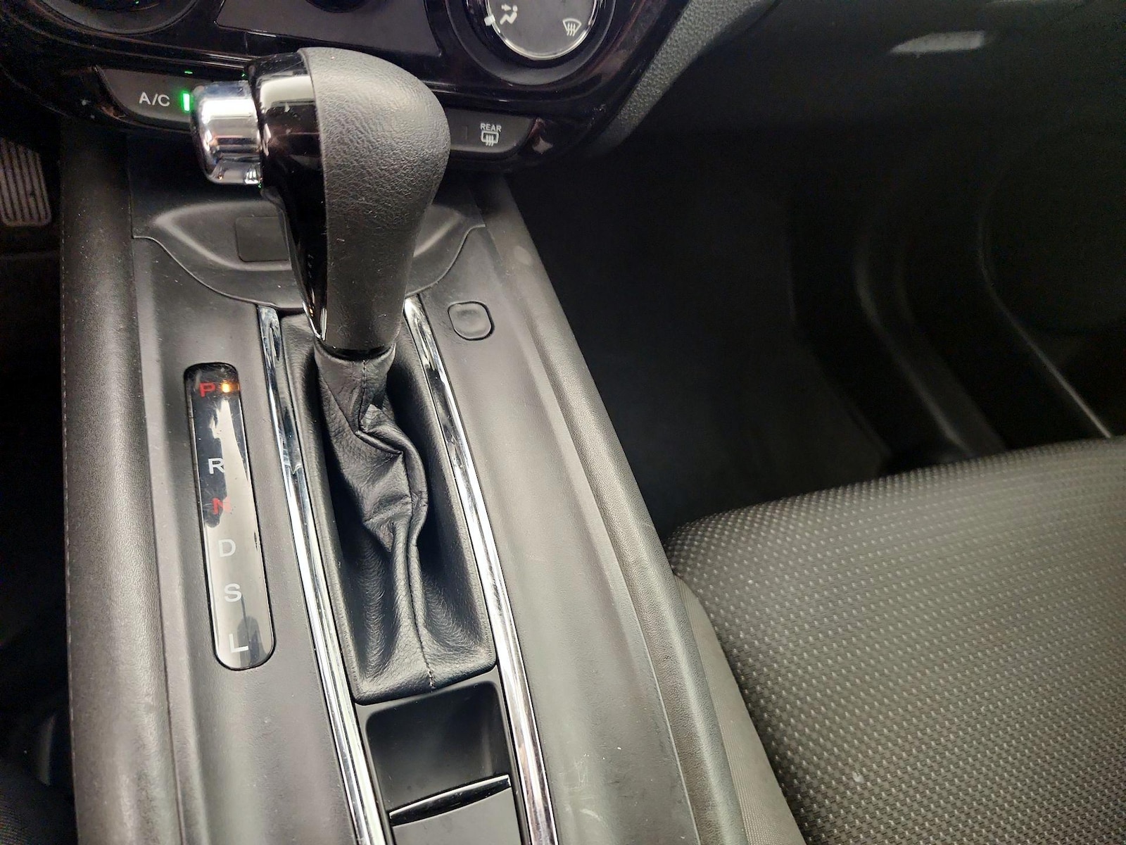 2021 Honda HR-V LX - Photo 18