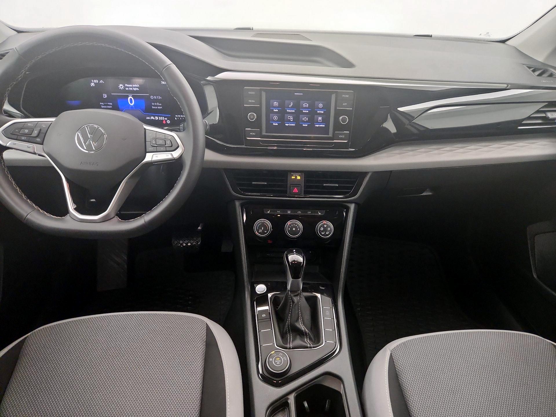 Thumbnail: 2024 Volkswagen Taos - 9