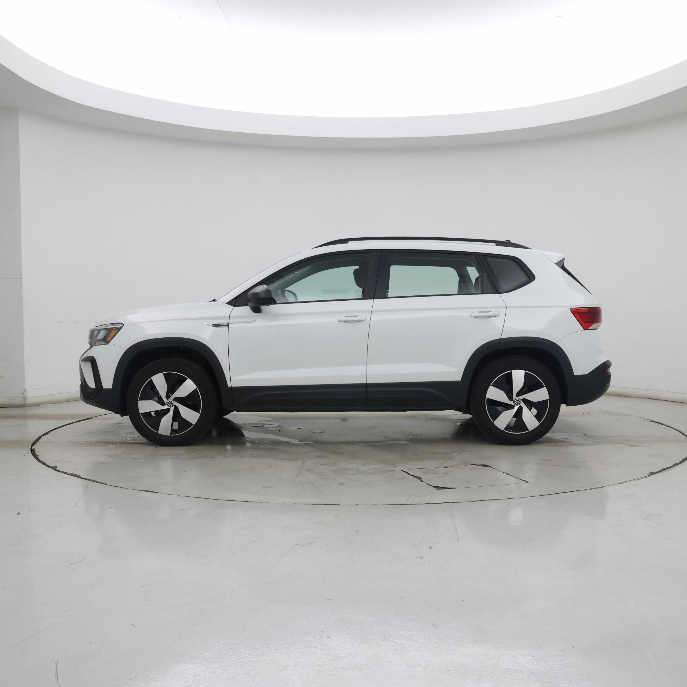 Thumbnail: 2024 Volkswagen Taos - 3