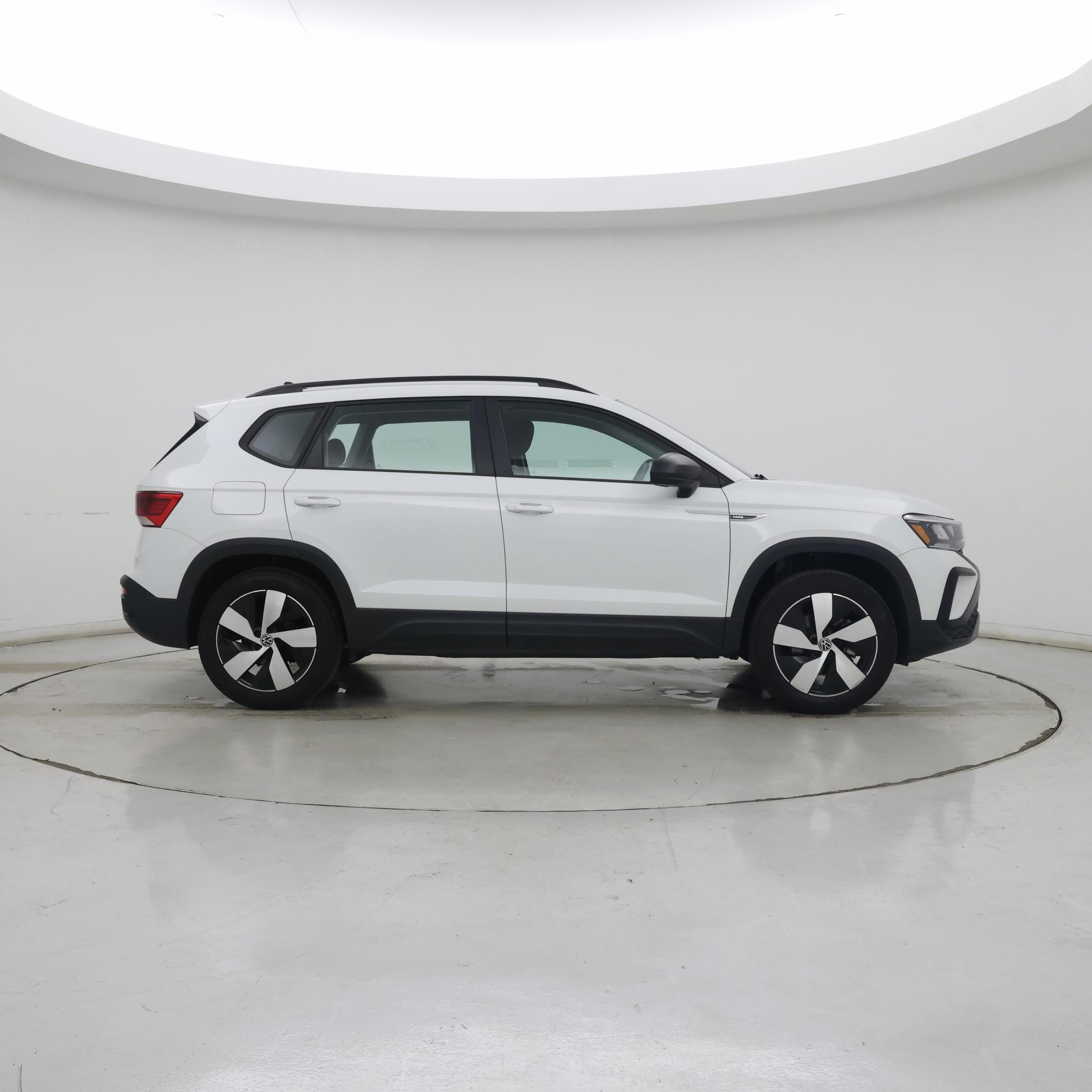Thumbnail: 2024 Volkswagen Taos - 7