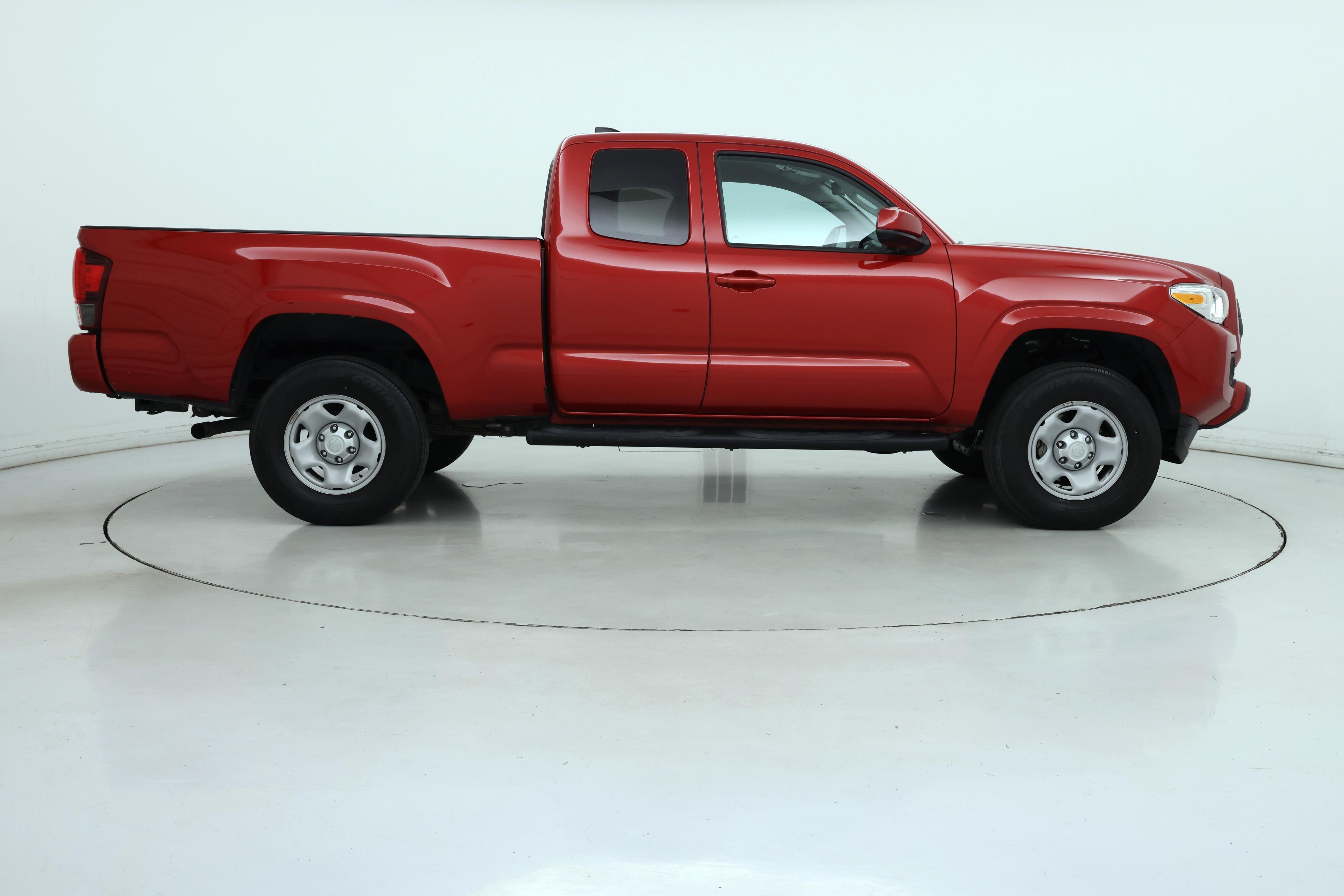 Thumbnail: 2021 Toyota Tacoma - 7
