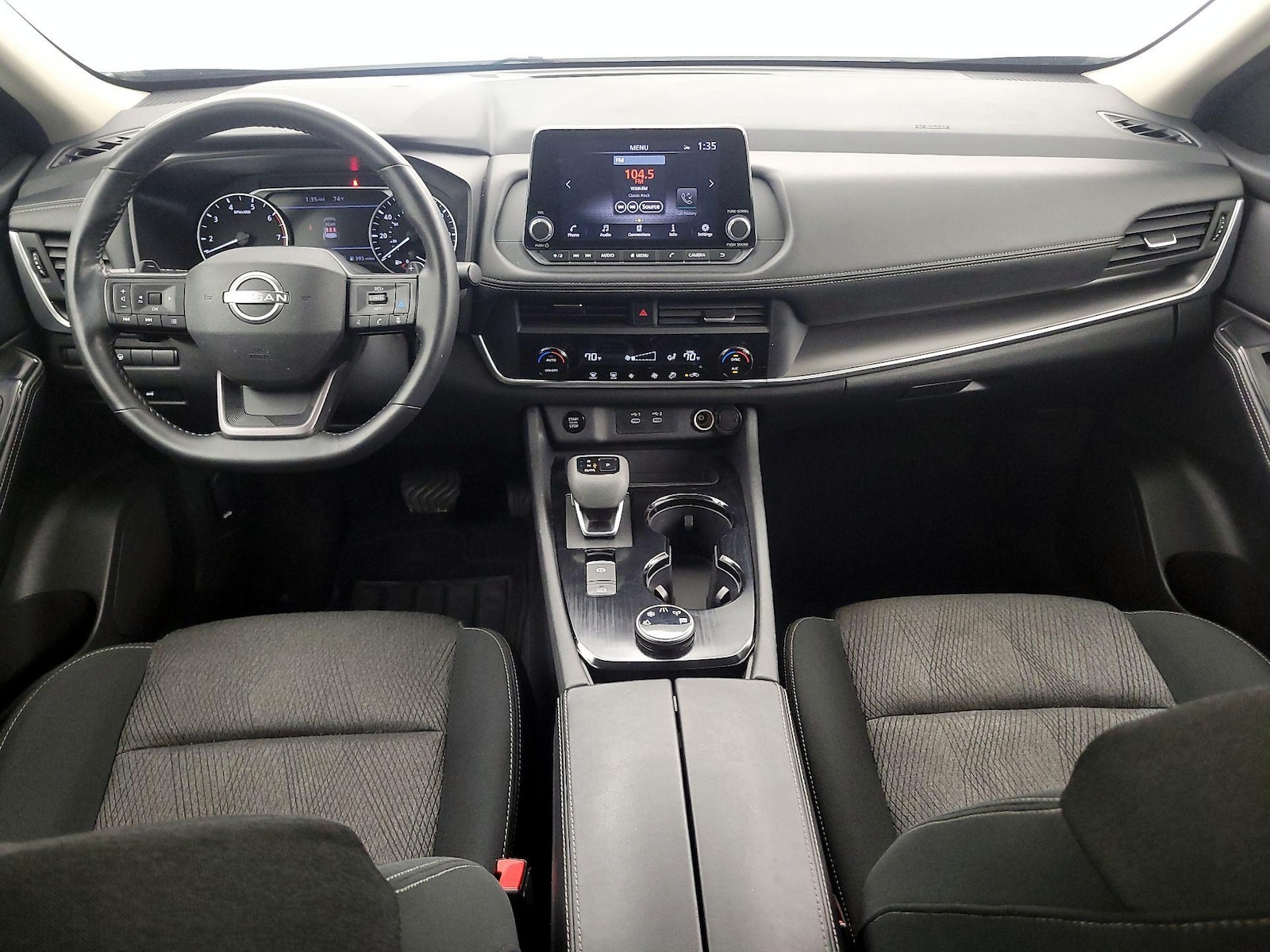 2025 Nissan Rogue SV - Photo 10