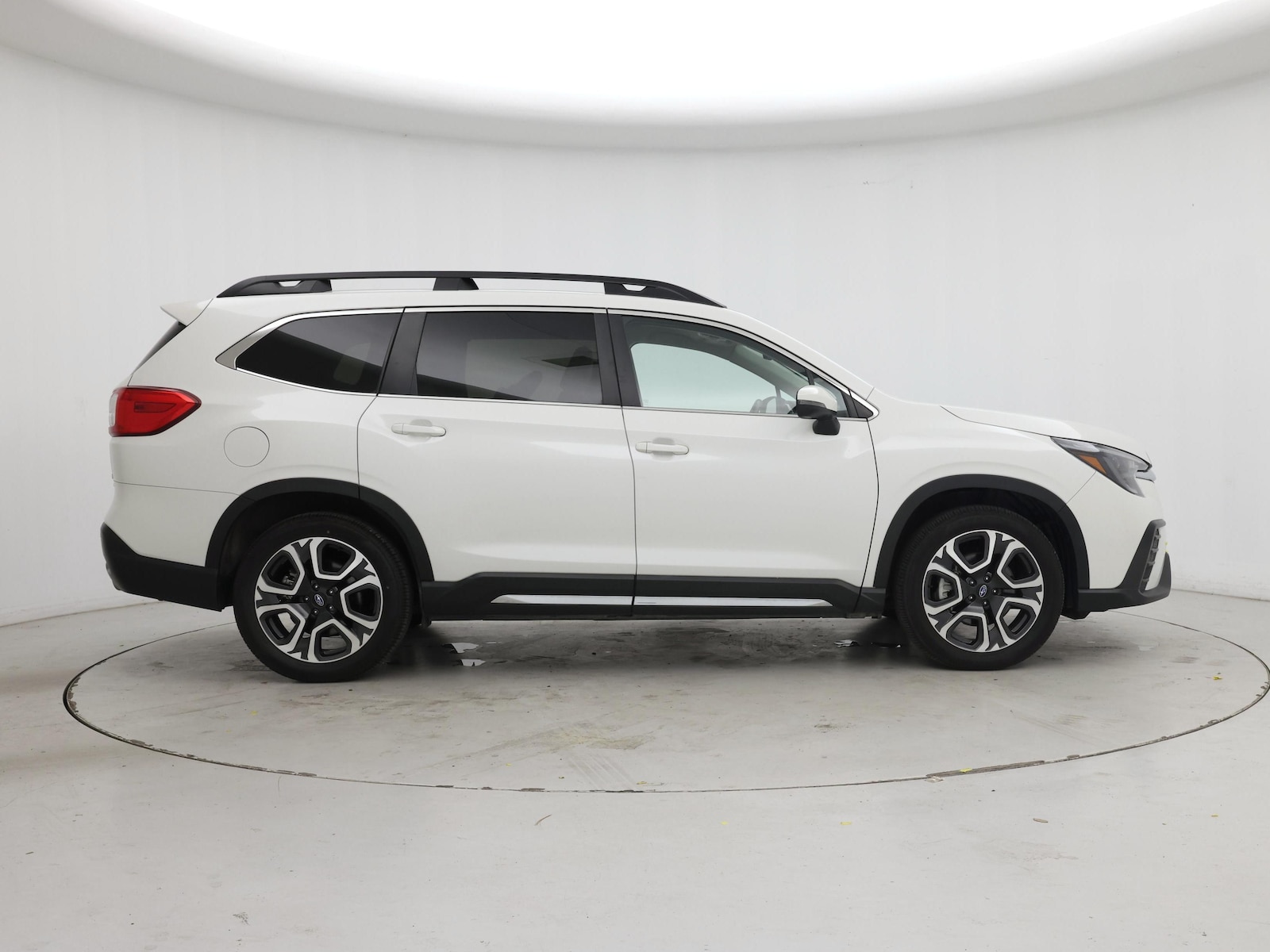 2023 Subaru Ascent Limited - Photo 8