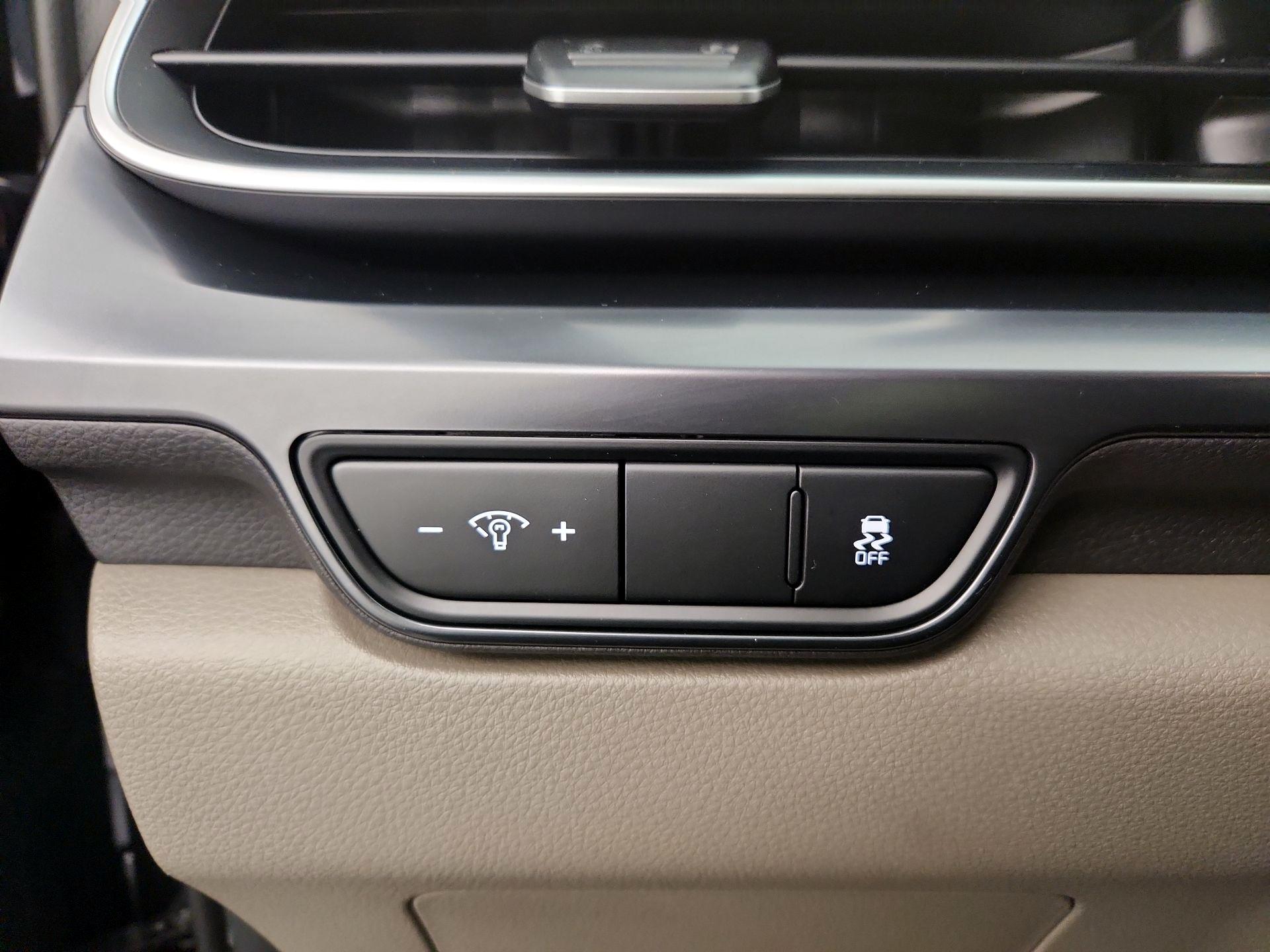 Thumbnail: 2025 Kia Carnival - 13