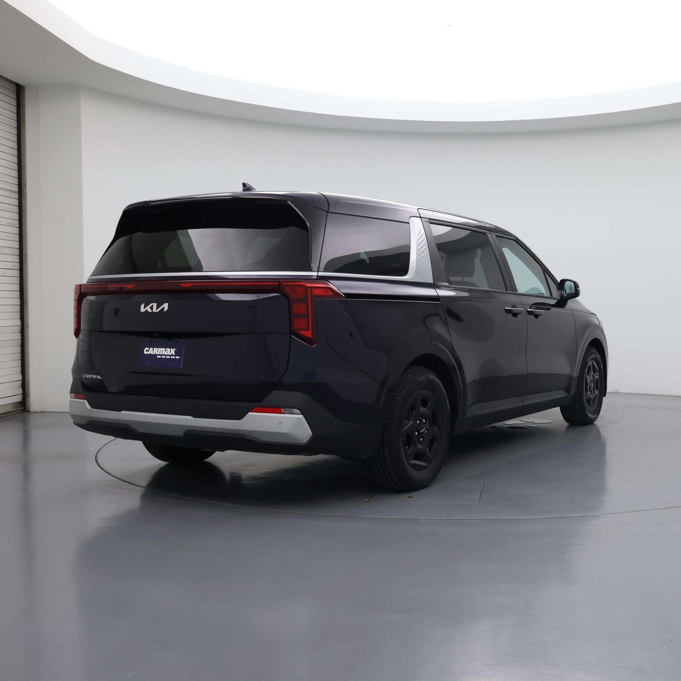 Thumbnail: 2025 Kia Carnival - 8
