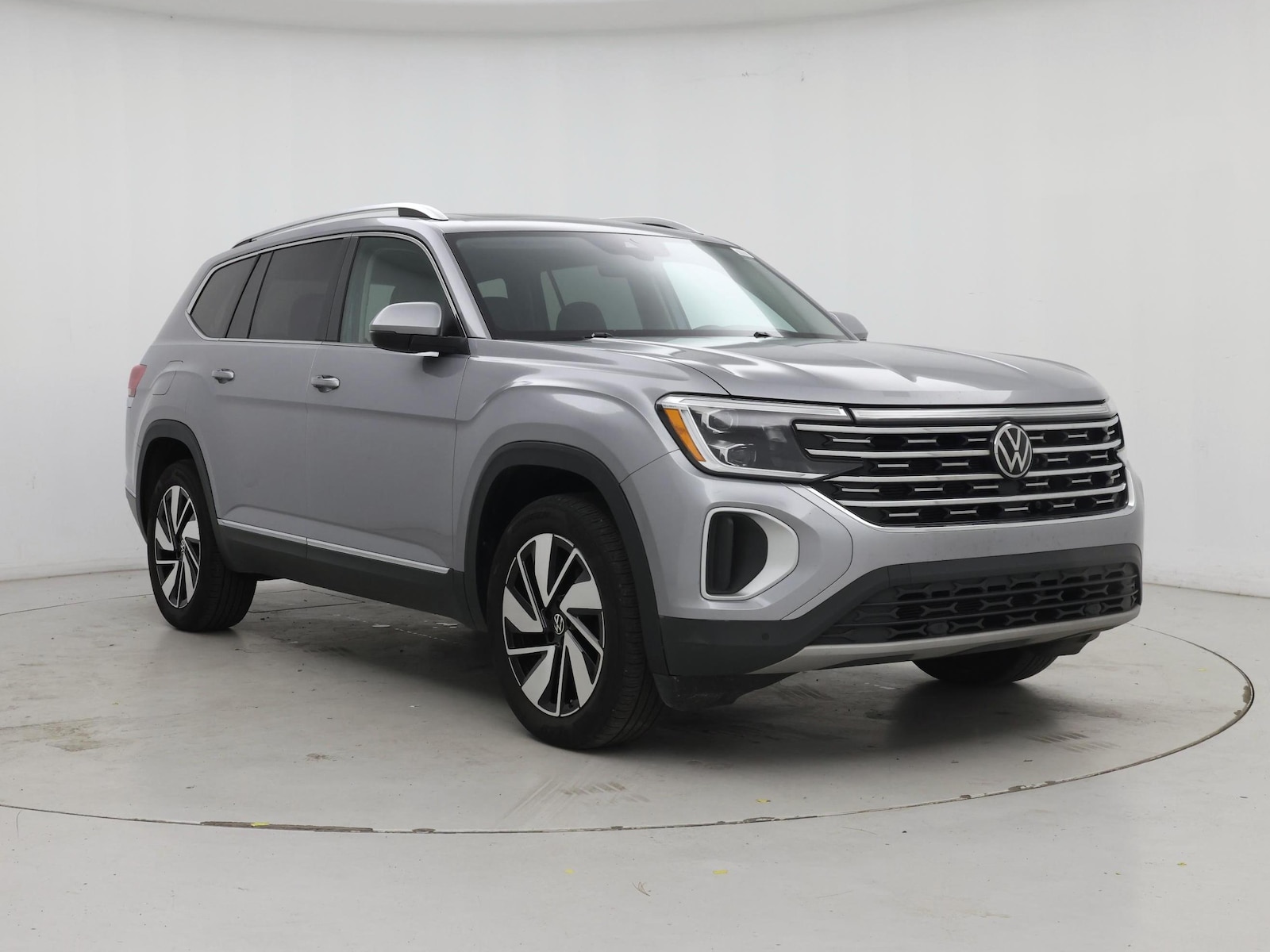 2025 Volkswagen Atlas SEL - Photo 2