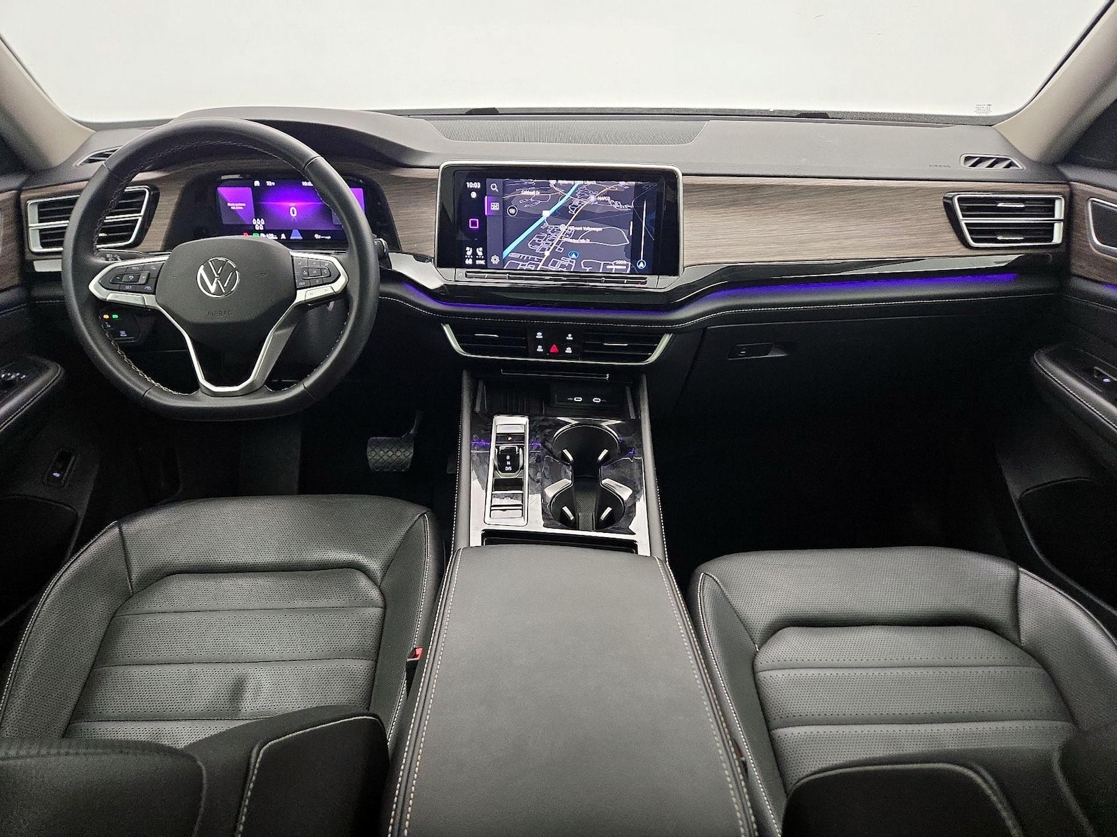 2025 Volkswagen Atlas SEL - Photo 10